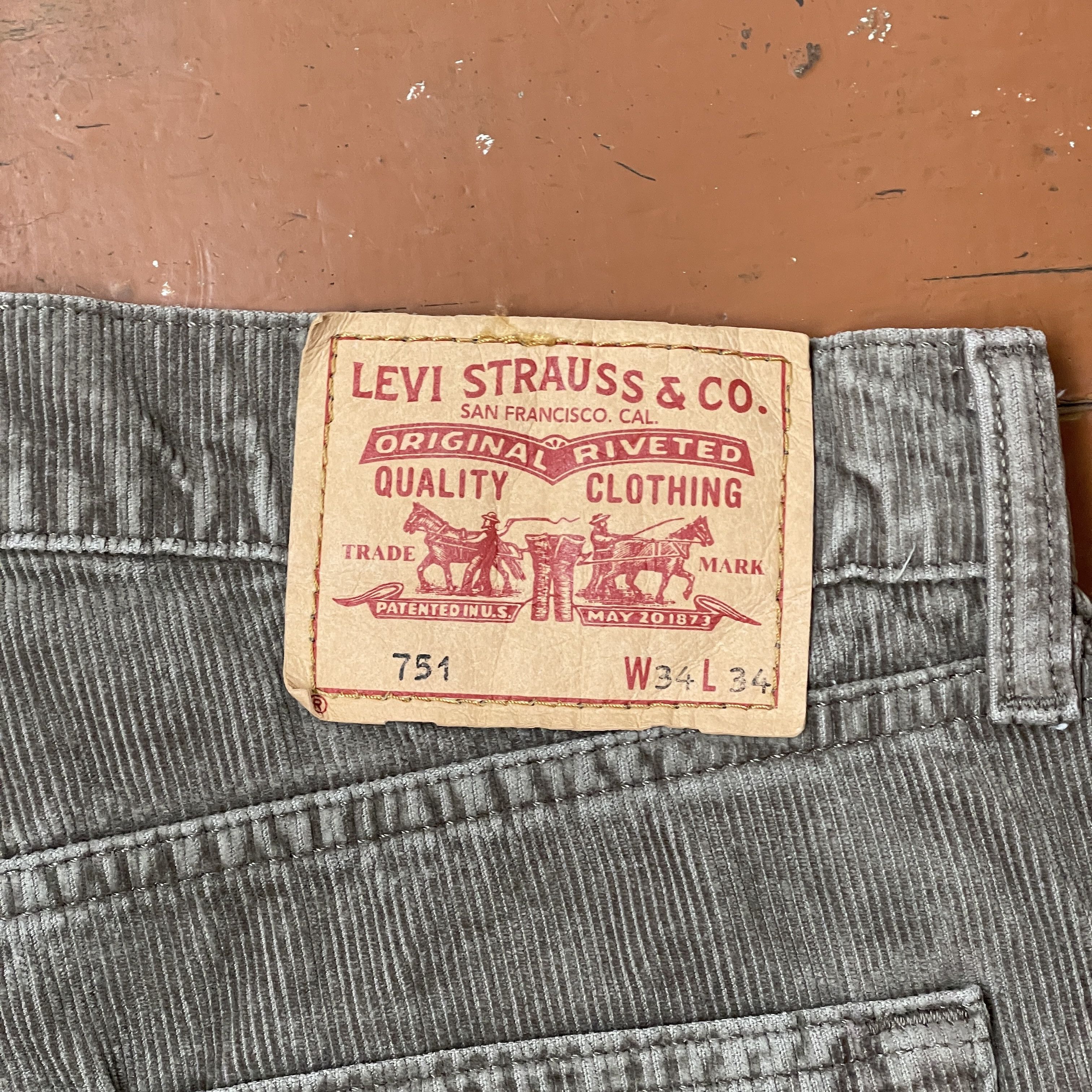 Levi's Custom Levi's Corduroy pants 1of1 japanese style faded Size US 34 / EU 50 - 10 Thumbnail