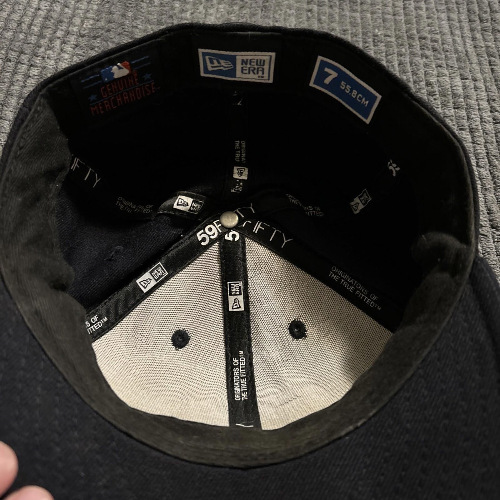 New Era Yankees 59Fifty Hat Fitted 7 Blue New Era MLB Baseball Size ONE SIZE - 10 Thumbnail