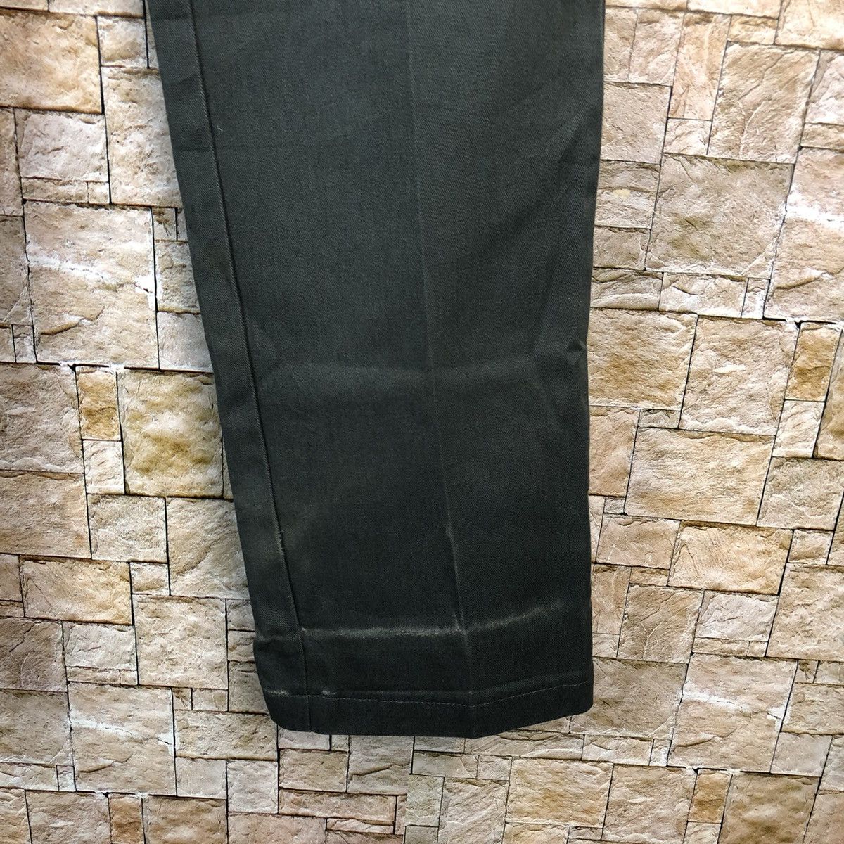 Dickies Dickies Grey faded Casual Pants #A633 Size US 31 - 11 Thumbnail