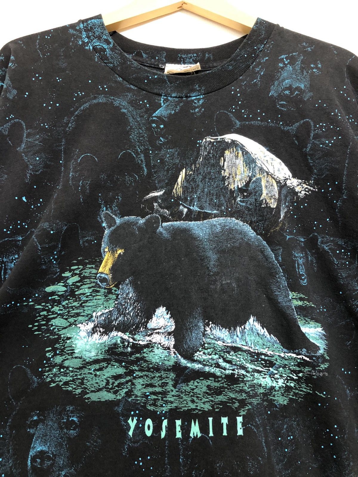 Vintage Vintage All Over Print Yosemite T-Shirt Size US XL / EU 56 / 4 - 2 Thumbnail
