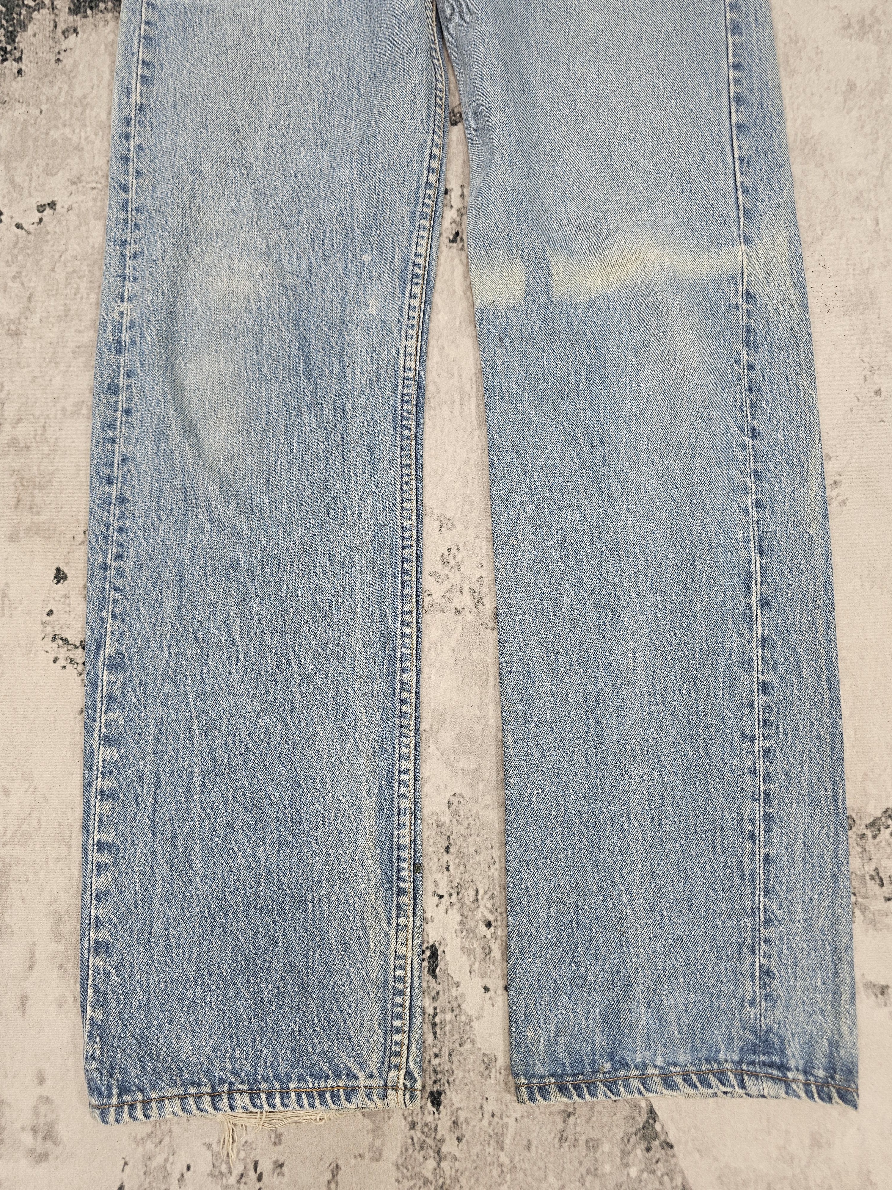 Levi's Vintage Clothing Vtg 90's LEVIS 501 Bleach Faded Blue Jeans Made In USA L0546 Size US 34 / EU 50 - 3 Thumbnail
