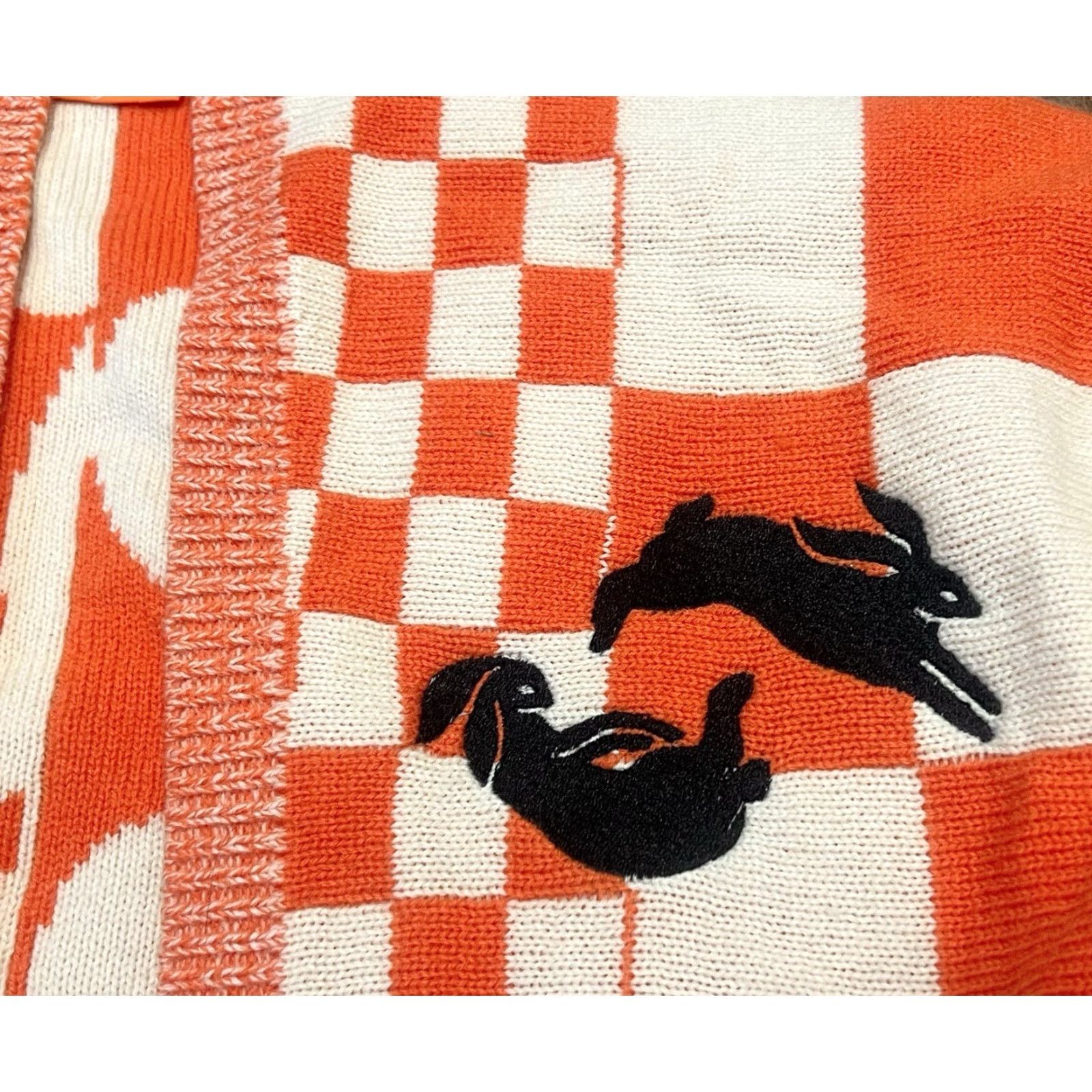 Vintage VINTAGE Harry Styles Hidden Angels Bunny Love On Tour Orange Checkered Cardigan S Womens Cardigan Size S Orange Bunny Love On Tour Cardigan Shirts? Size S / US 4 / IT 40 - 4 Thumbnail