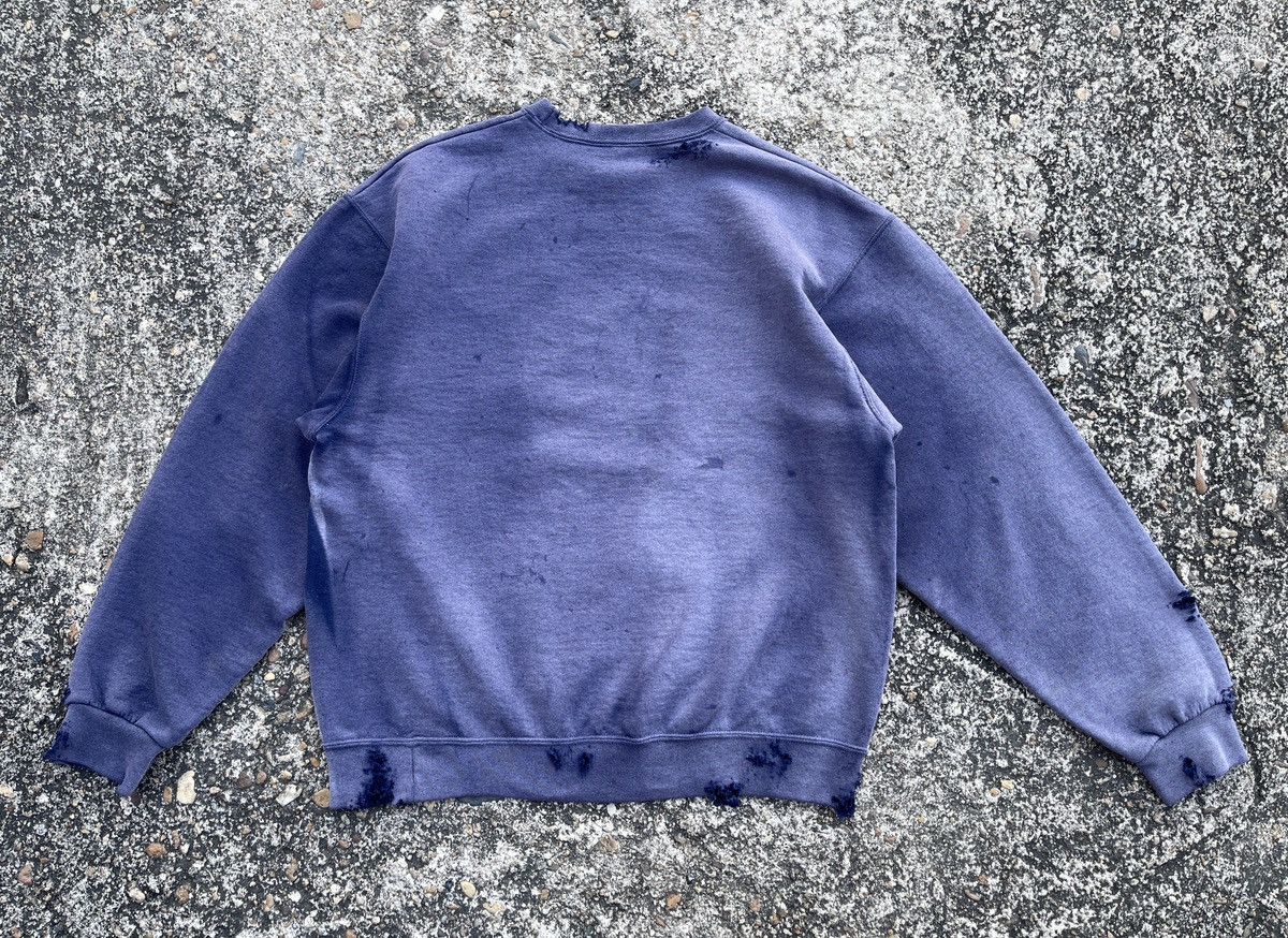 Vintage 90s Crazy Distressed Faded Blue Crewneck Size US L / EU 52-54 / 3 - 11 Thumbnail