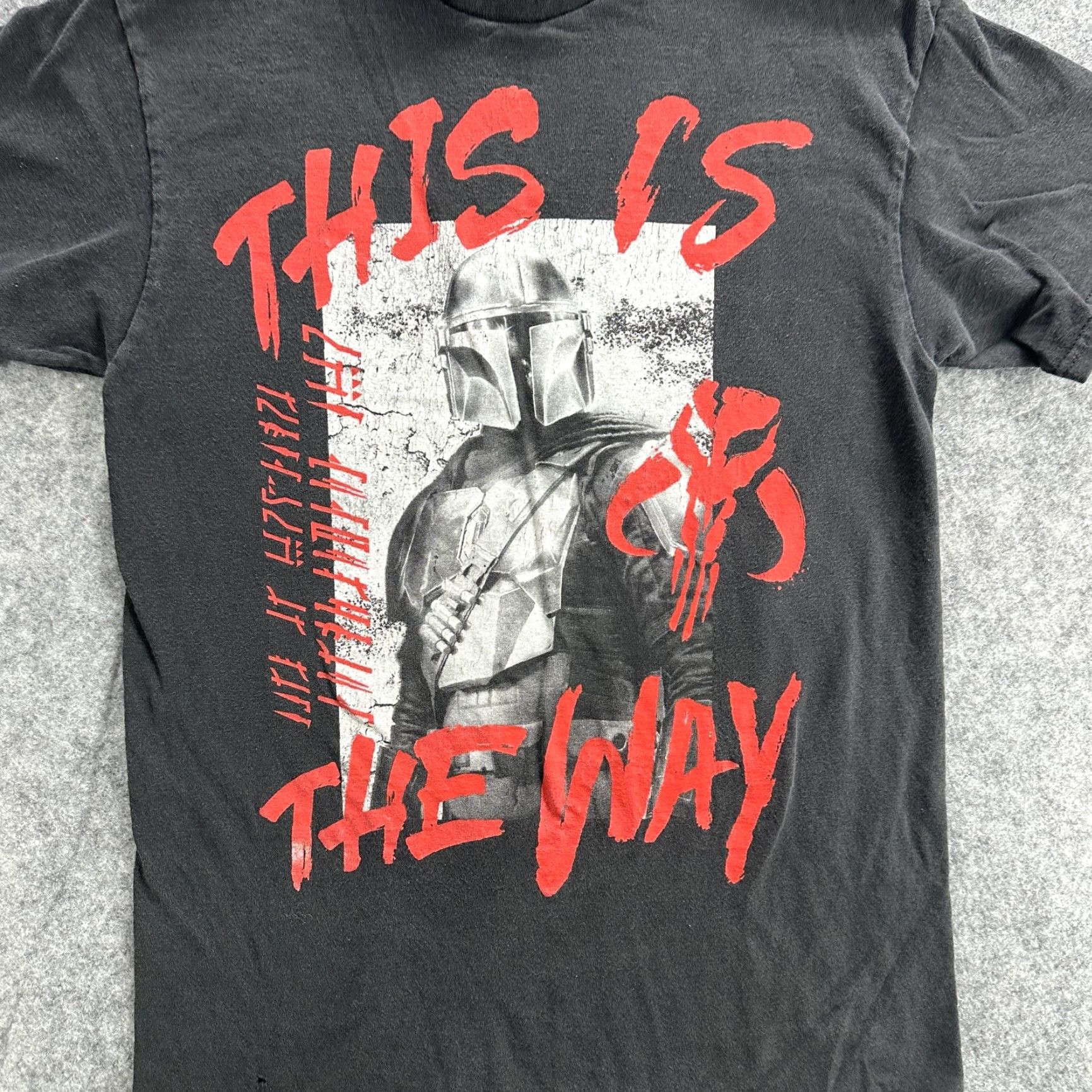 Mad Engine Star Wars Mandalorian Shirt Mens Large This Is The Way Tee Mandalorian Size US M / EU 48-50 / 2 - 3 Thumbnail