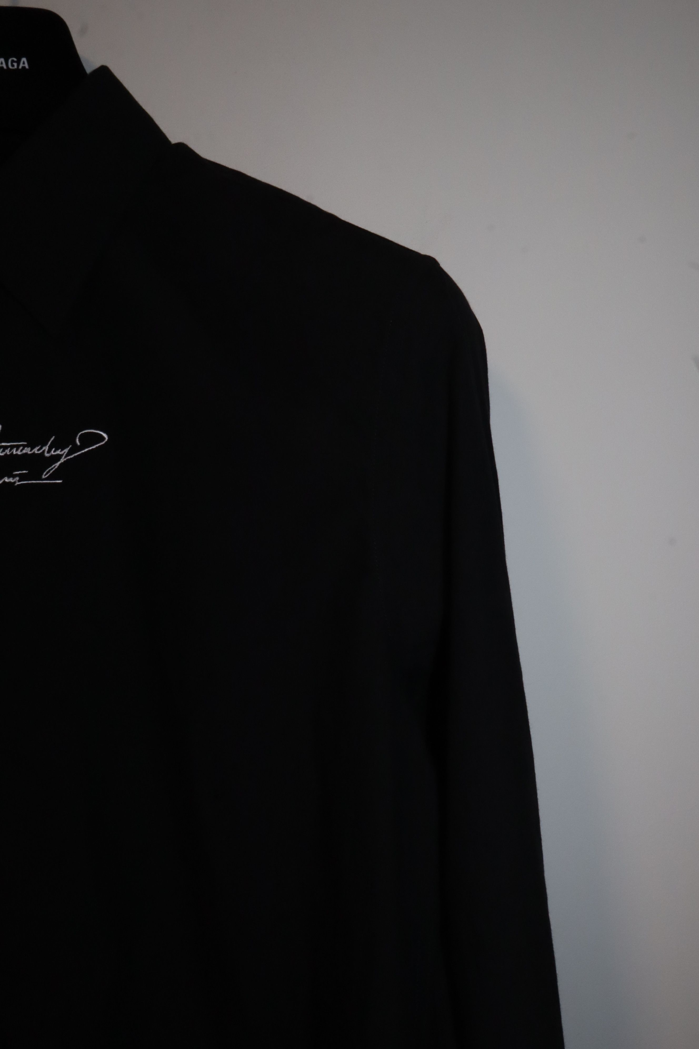 Givenchy Embroidered logoshirt Size US S / EU 44-46 / 1 - 2 Thumbnail