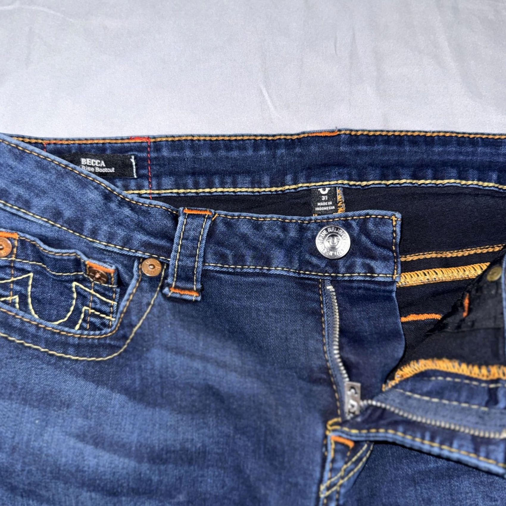 True Religion True Religion Jeans Womens 31 Blue Medium Wash Mid Rise Becca Bootcut Denim Size 24" / US 00 / IT 34 - 3 Thumbnail