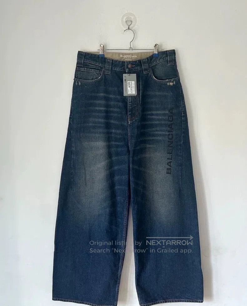 Balenciaga Balenciaga 25 Baggy Embroidered Jeans. Size US 26 / EU 42 - 1 Thumbnail