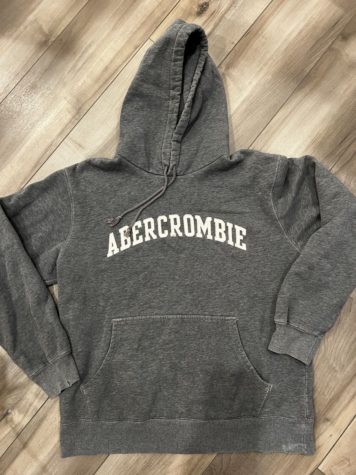Abercrombie & Fitch Vintage Abercrombie & Fitch spell-out hoodie Size US S / EU 44-46 / 1 - 2 Thumbnail