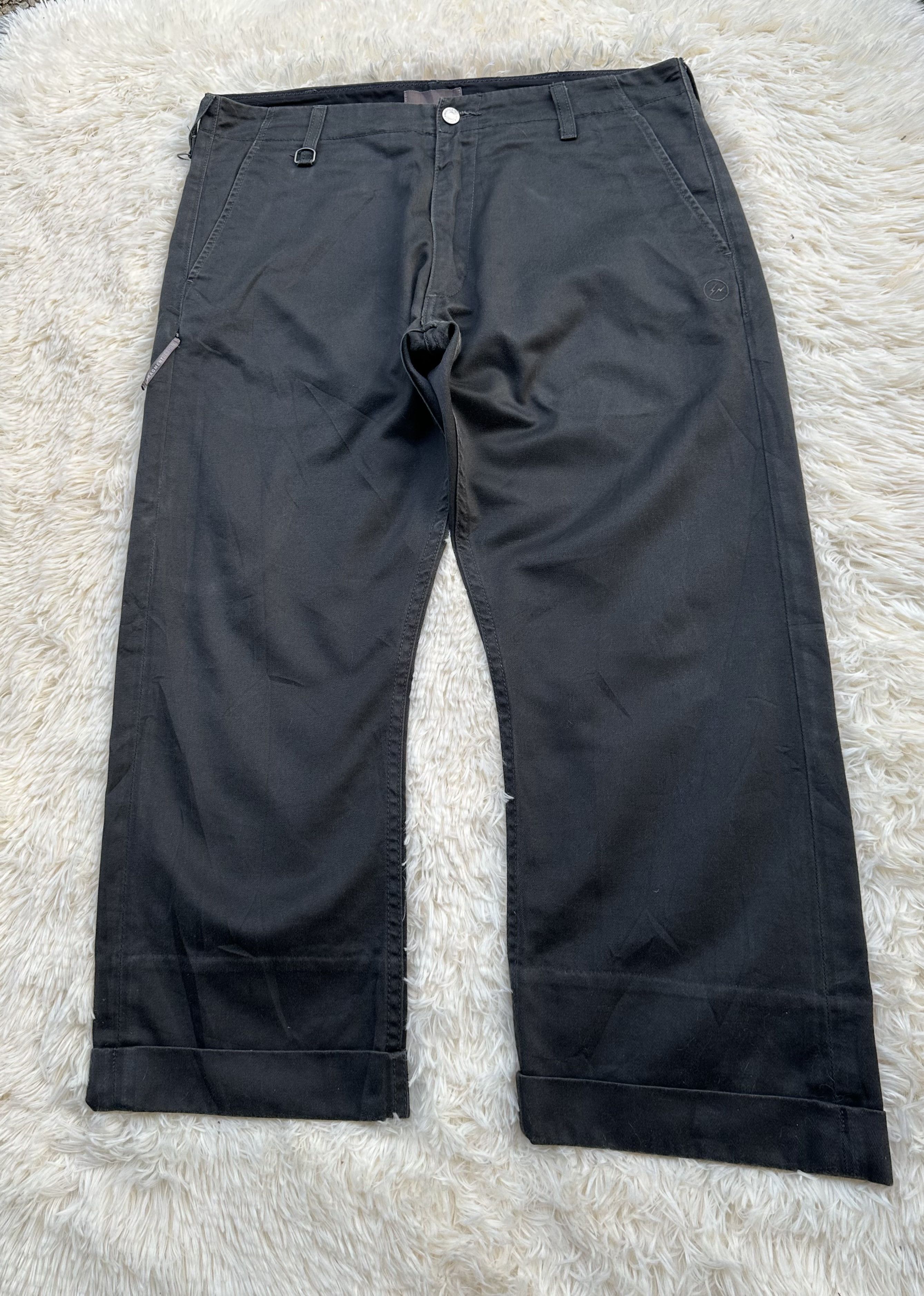 Fragment Design × Levi's Reconstructed Levi’s Fenom X Fragment Design Cropped Pant Size US 34 / EU 50 - 2 Thumbnail