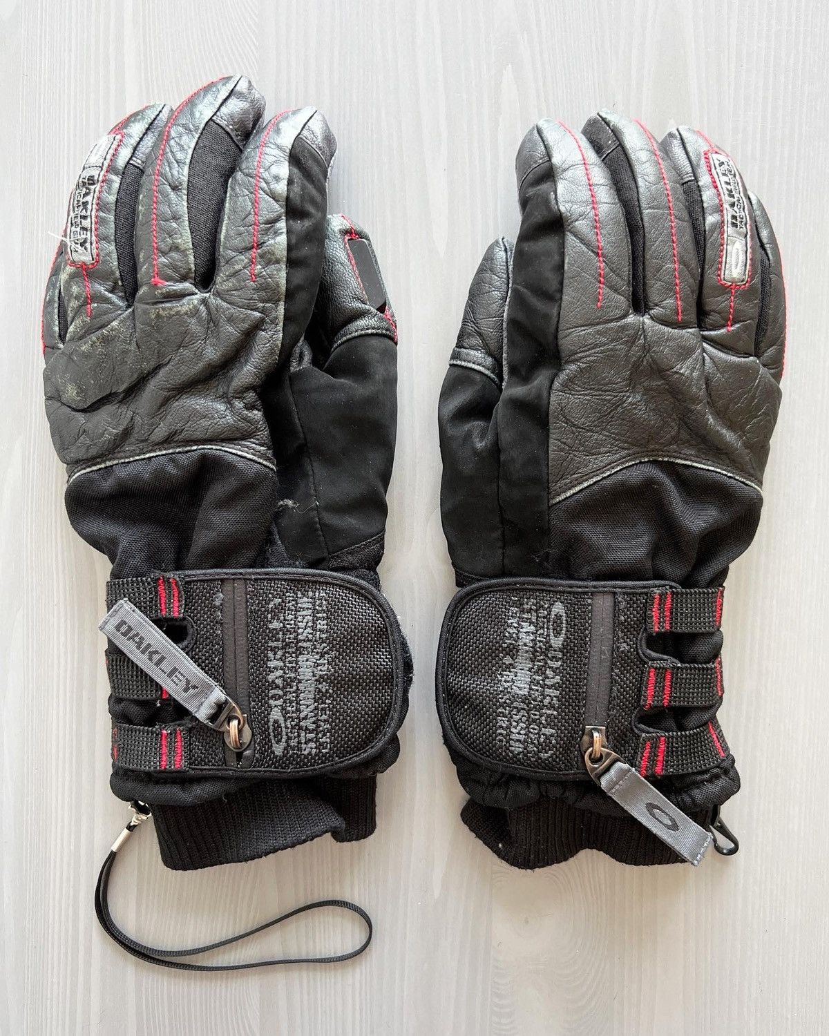 Oakley Oakley Tactical Field Gear Insulated Cargo Gloves Size ONE SIZE - 2 Thumbnail