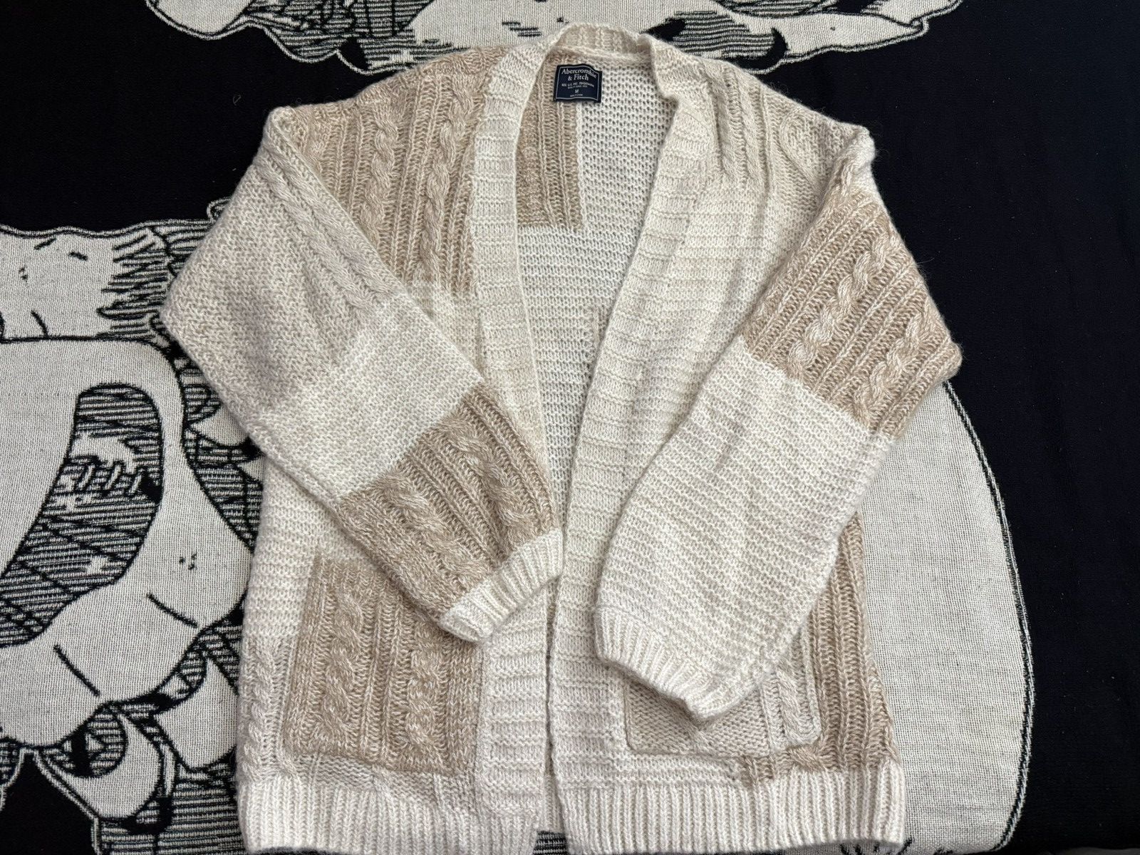 Abercrombie & Fitch Abercrombie & Fitch Knitted Cardigan Size M / US 6-8 / IT 42-44 - 2 Thumbnail