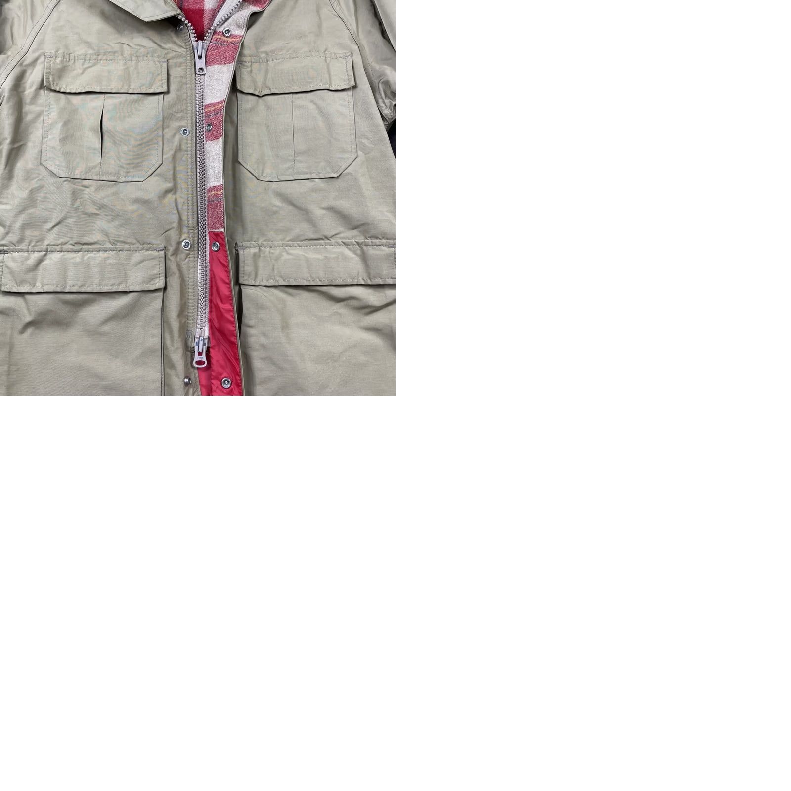 Vintage VINTAGE Woolrich Coat Jacket Rain Hooded Chore Nylon Cotton Wool Lined Beige Khaki Plaid 29 in. 40 in. S Mens Womens Boys Girls Size US S / EU 44-46 / 1 - 9 Thumbnail
