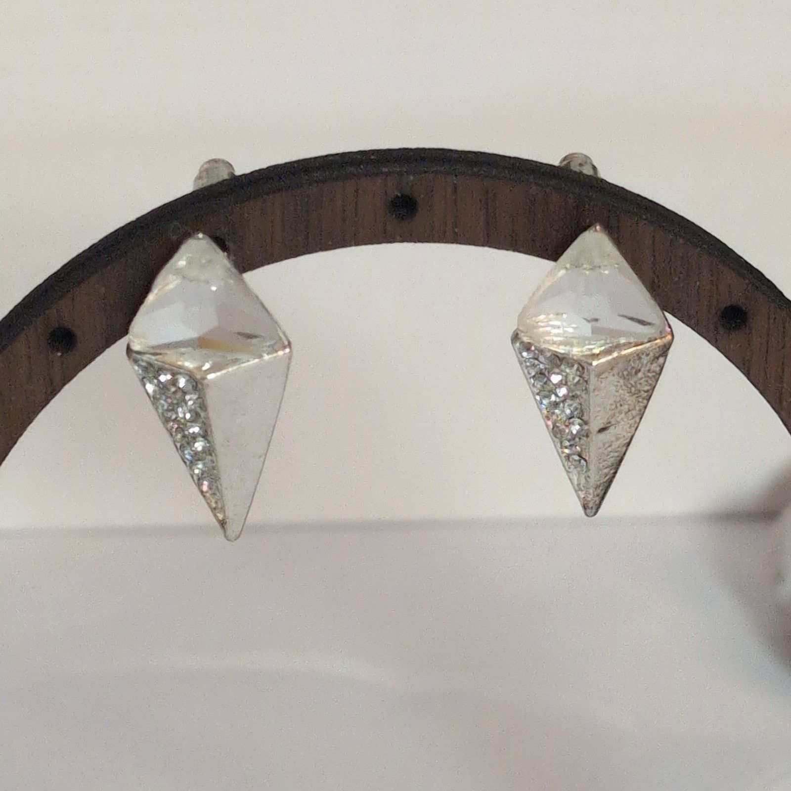 Vintage Glittery Glam VTG 1980s Silver-Tone Diamond-Shaped Earrings Size ONE SIZE - 3 Thumbnail