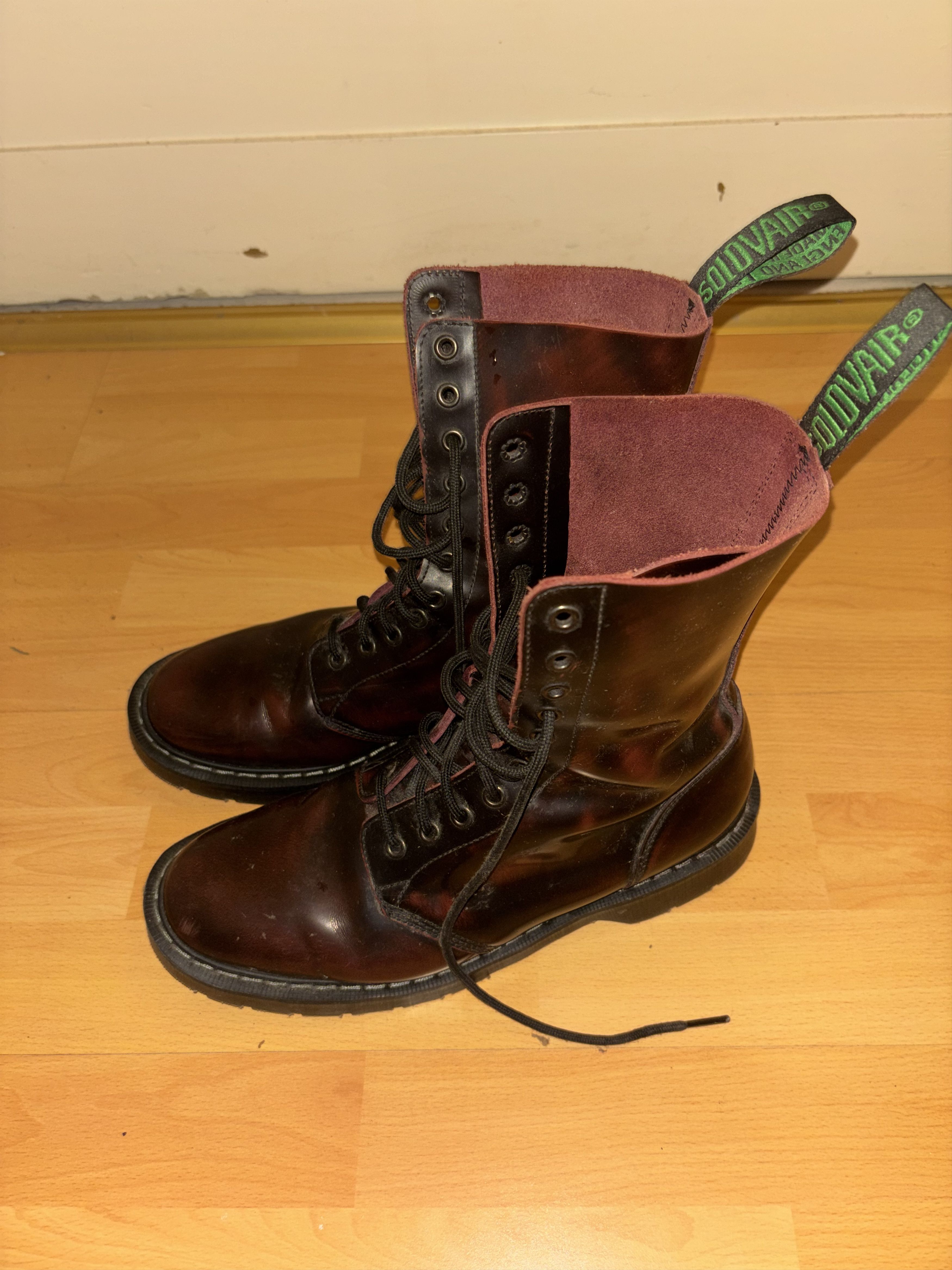 Solovair Burgundy Rub-Off 11 Eye Astronaut Boot Size US 9.5 / EU 42-43 - 2 Thumbnail