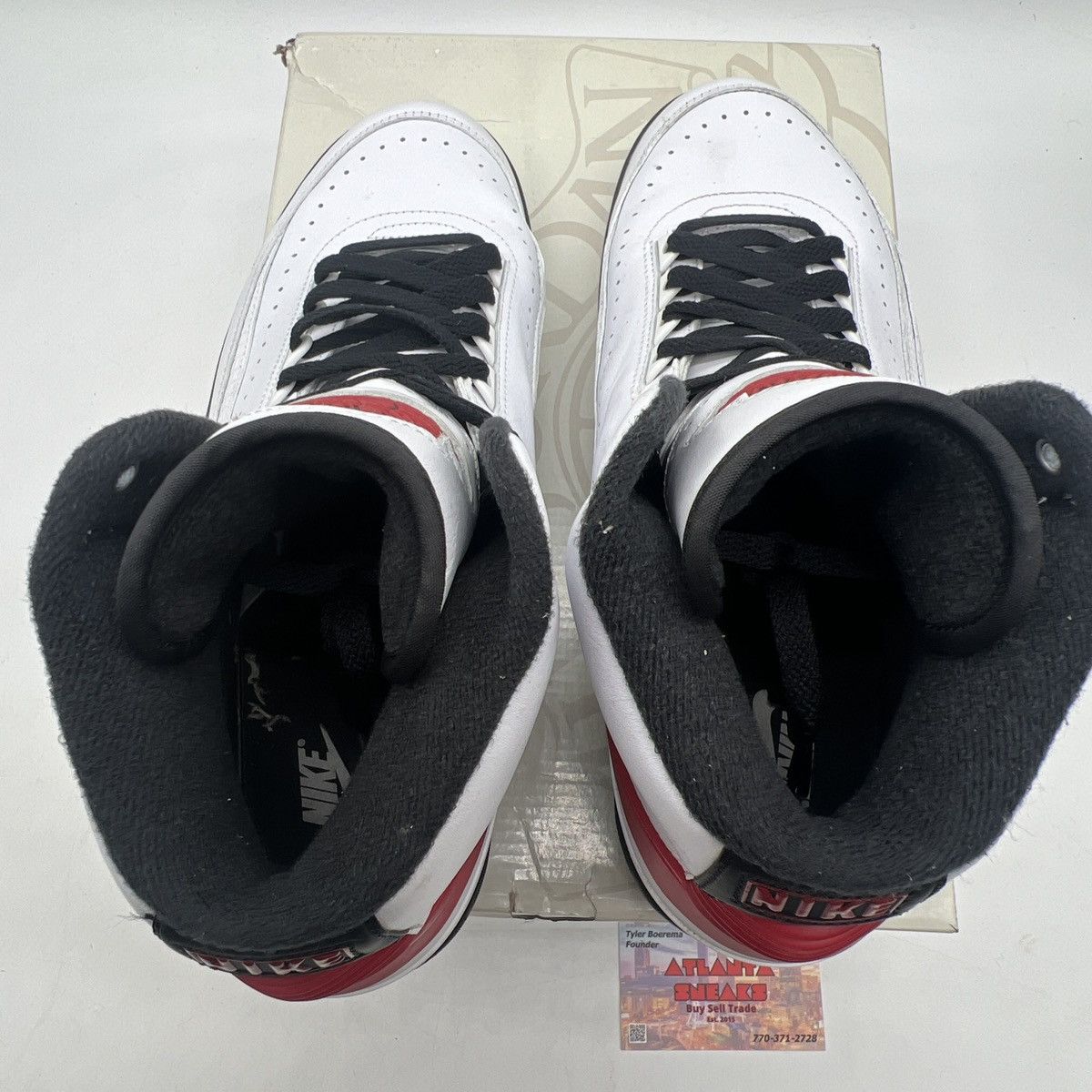 Jordan Brand Air Jordan 2 Chicago Size US 11 / EU 44 - 7 Thumbnail
