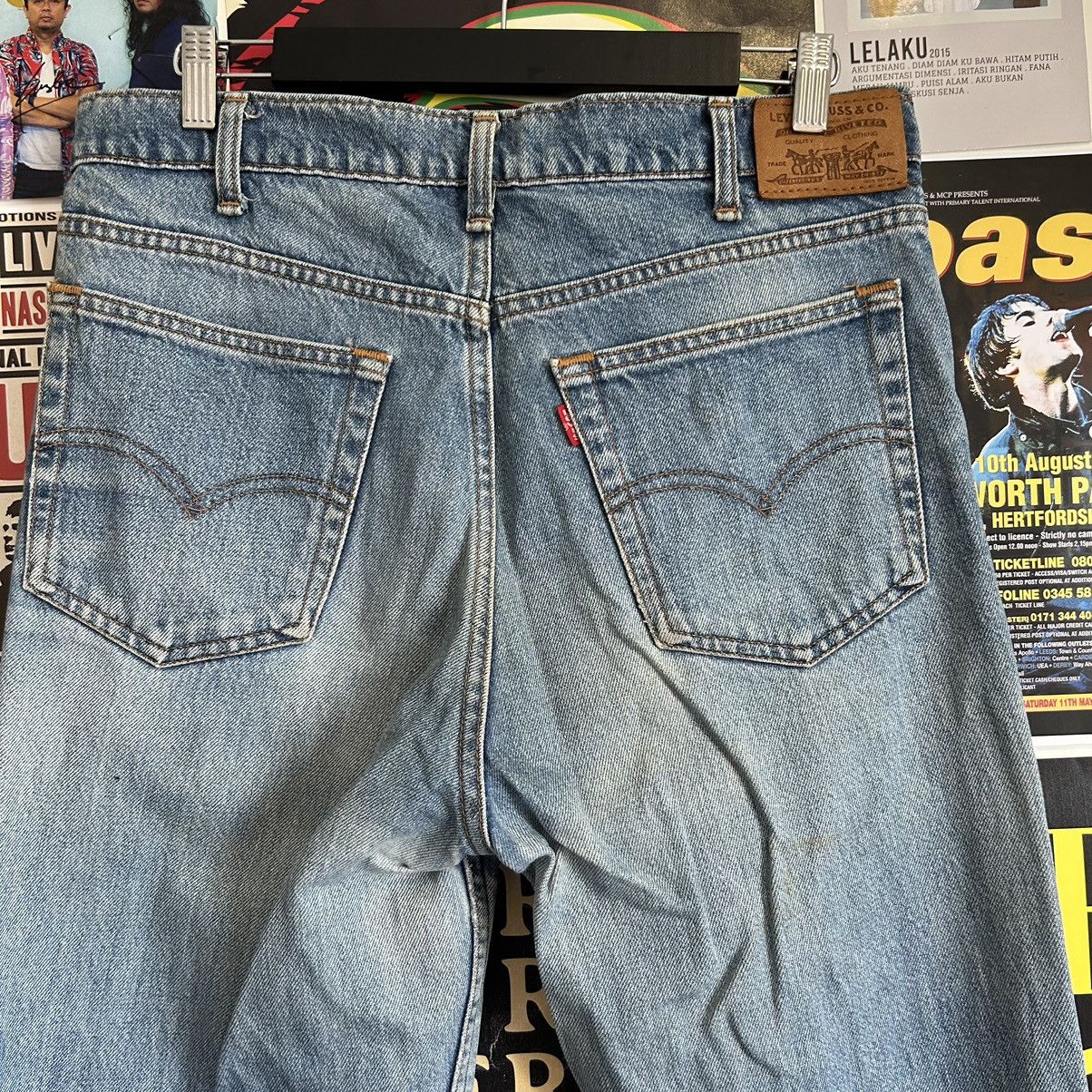 Levi's Vintage Levi’s 90s Japanese Washed Blue Distressed Denim Size US 33 - 7 Thumbnail