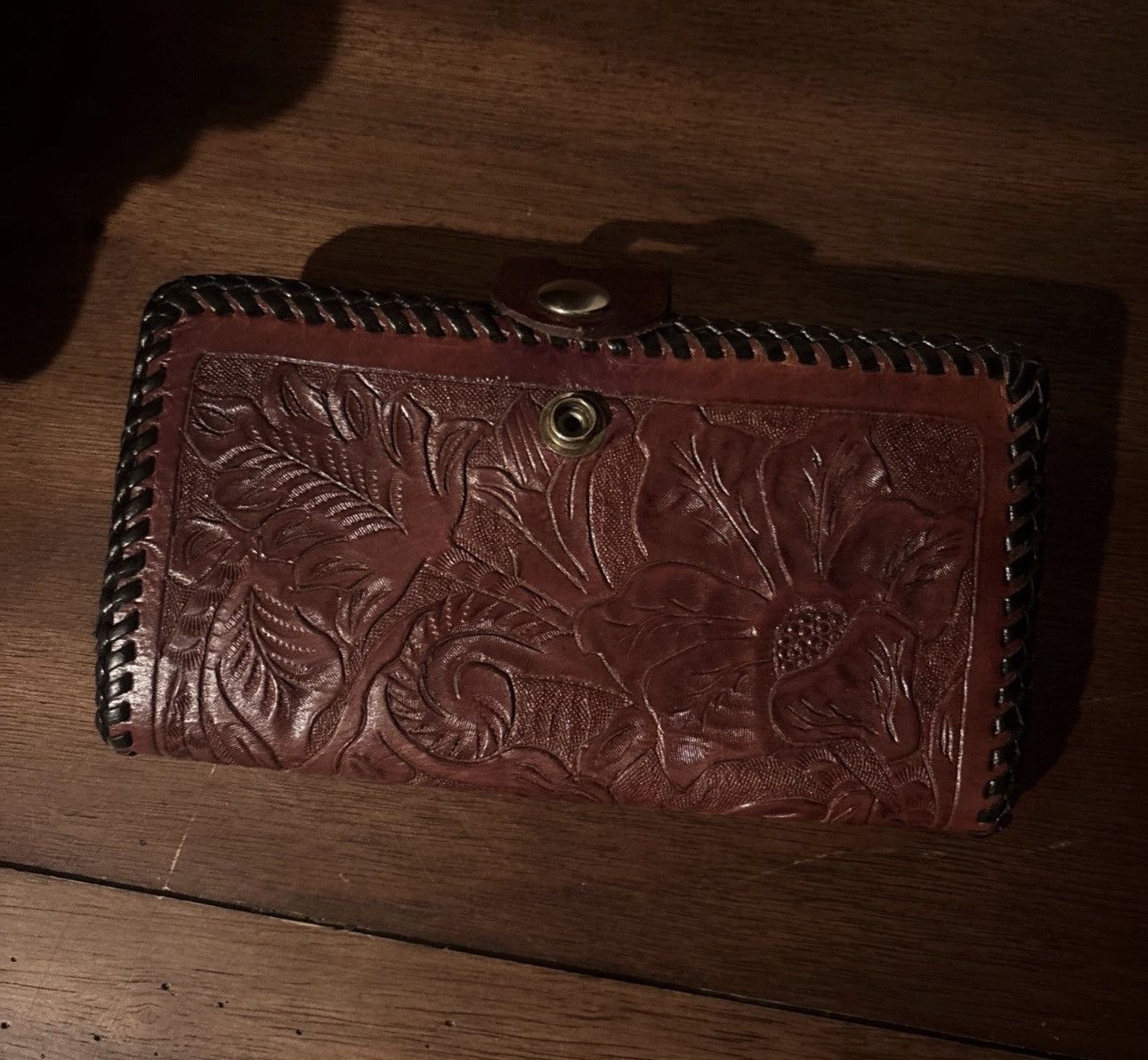 Other vintage hand-tooled leather wallet Size ONE SIZE - 2 Thumbnail