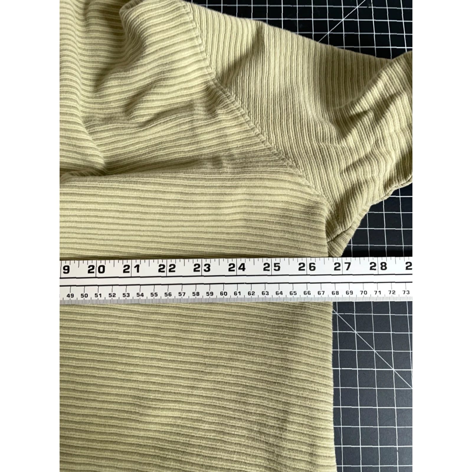 Vintage VINTAGE Breakwater T-Shirt Shirt Men XL Green Oversized 90s Striped Textured Pattern Crew Neck Short Sleeve Cotton Size US XL / EU 56 / 4 - 5 Thumbnail