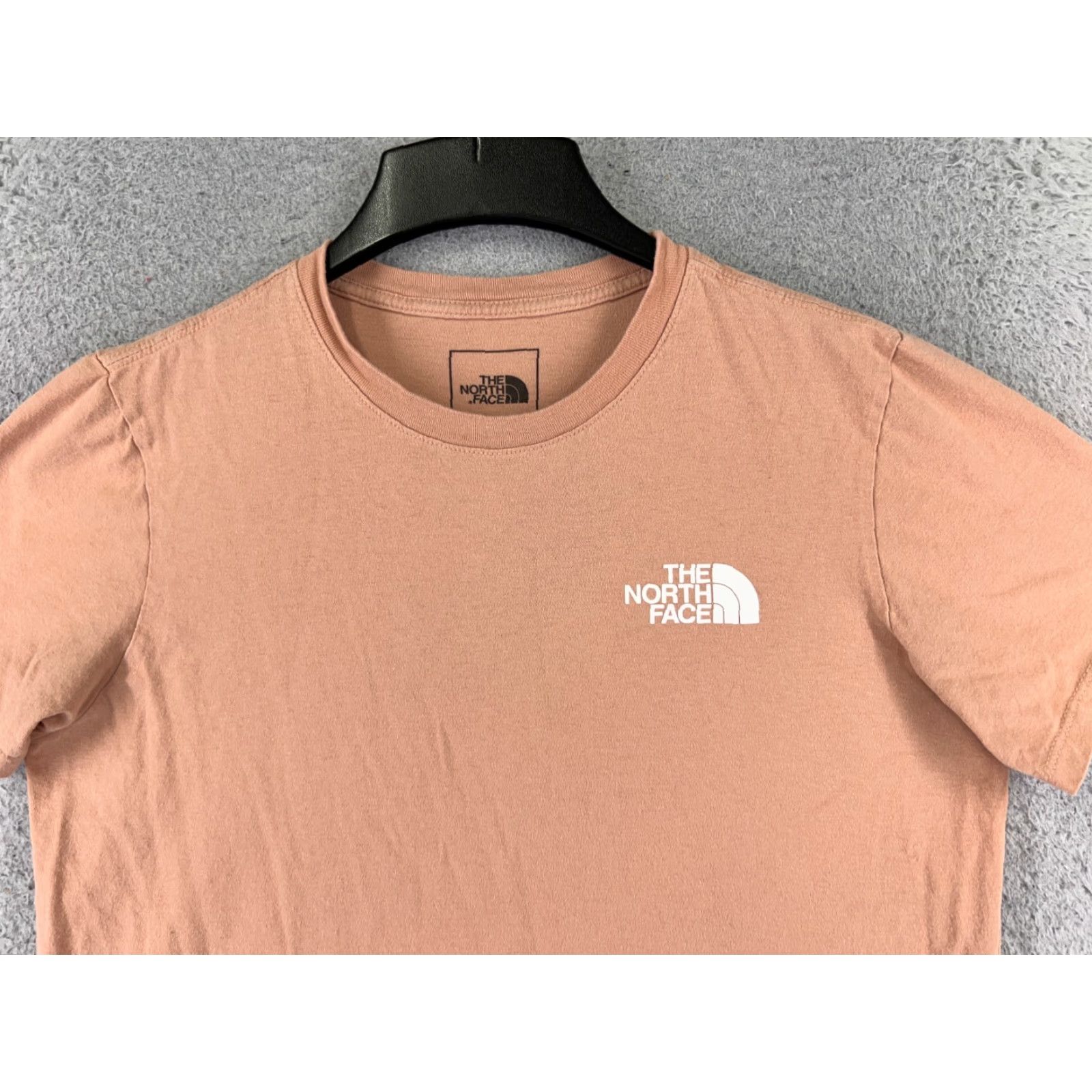 The North Face The North Face Women's Shirt Medium Orange Short Sleeve Crew Neck Cotton Hike Camp Size M / US 6-8 / IT 42-44 - 4 Thumbnail