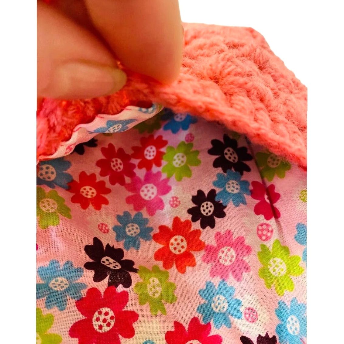 Pinko Handmade Crochet Pouch Pink Lined Floral Accessory Silvertone Button Closure 5.5" h x 5" w Clutch Women Size ONE SIZE - 3 Thumbnail