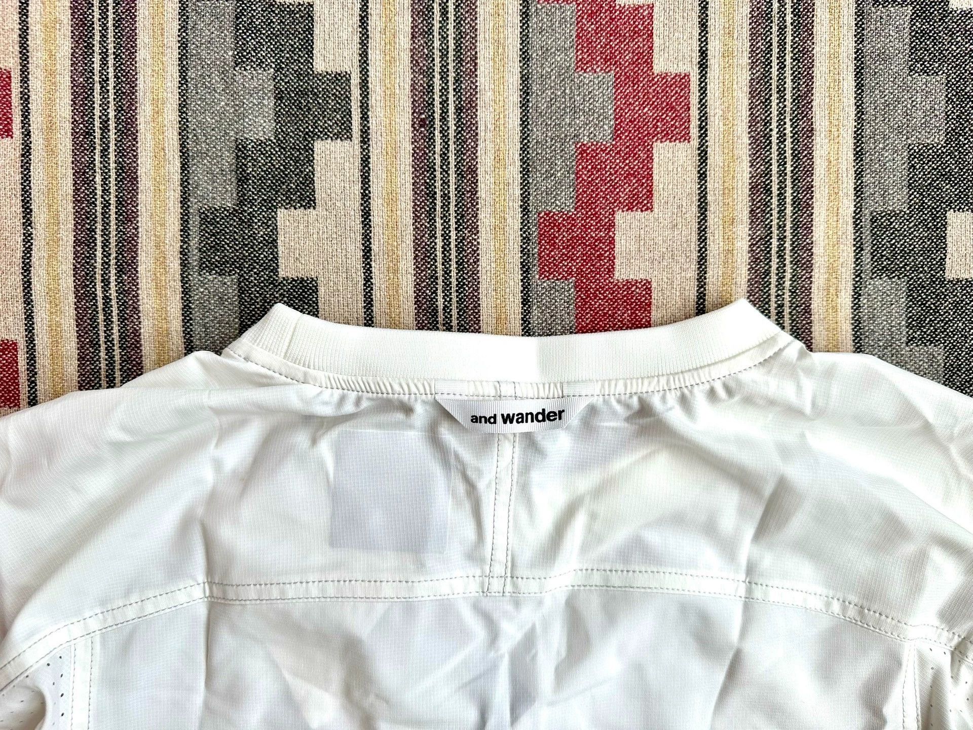 And Wander and wander stretch rip short sleeve quick dry breathable pocket T Size US XL / EU 56 / 4 - 5 Thumbnail
