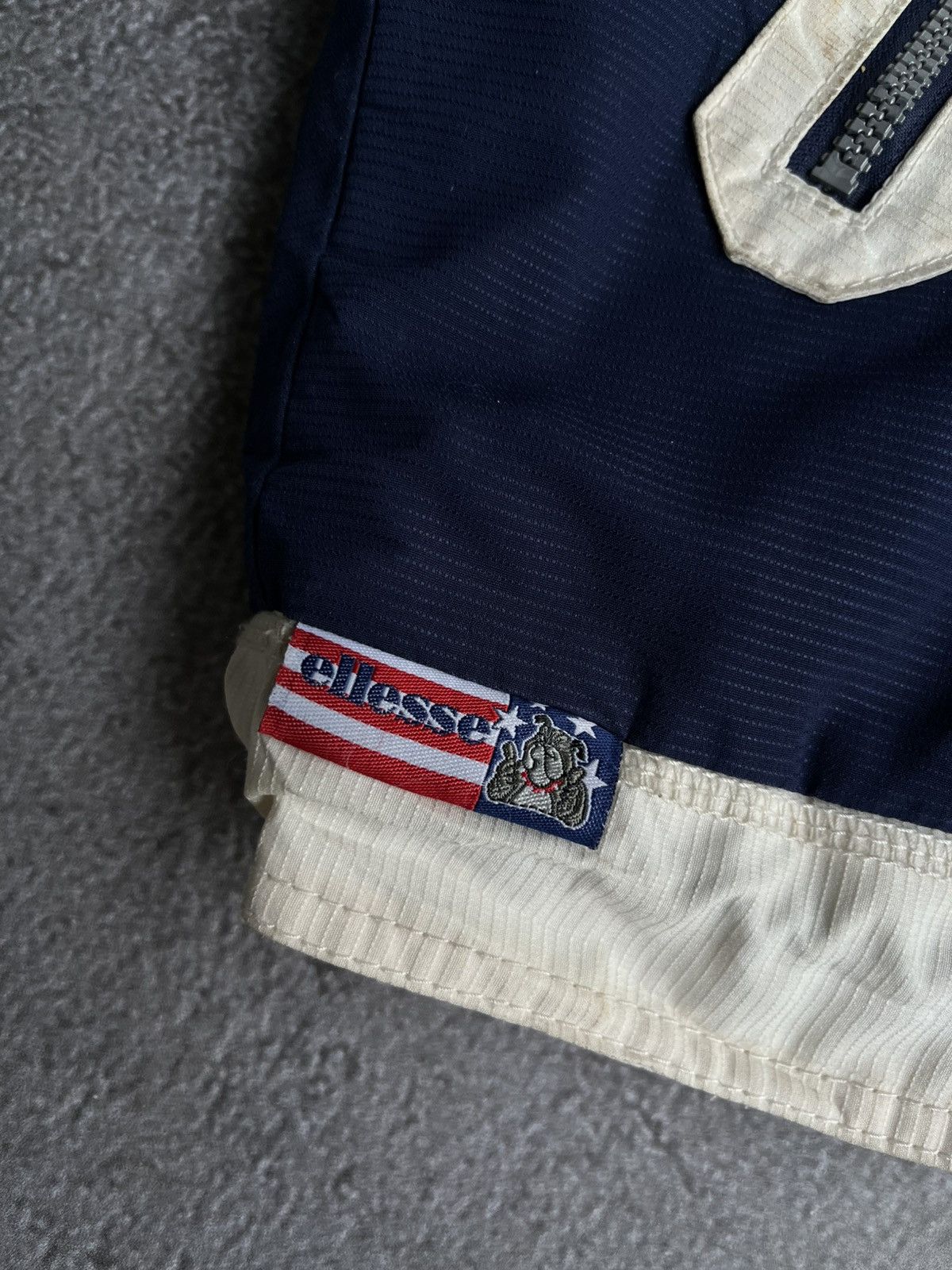 Ellesse Vintage Ellesse Bulldog Reversible fleece Size US L / EU 52-54 / 3 - 6 Thumbnail