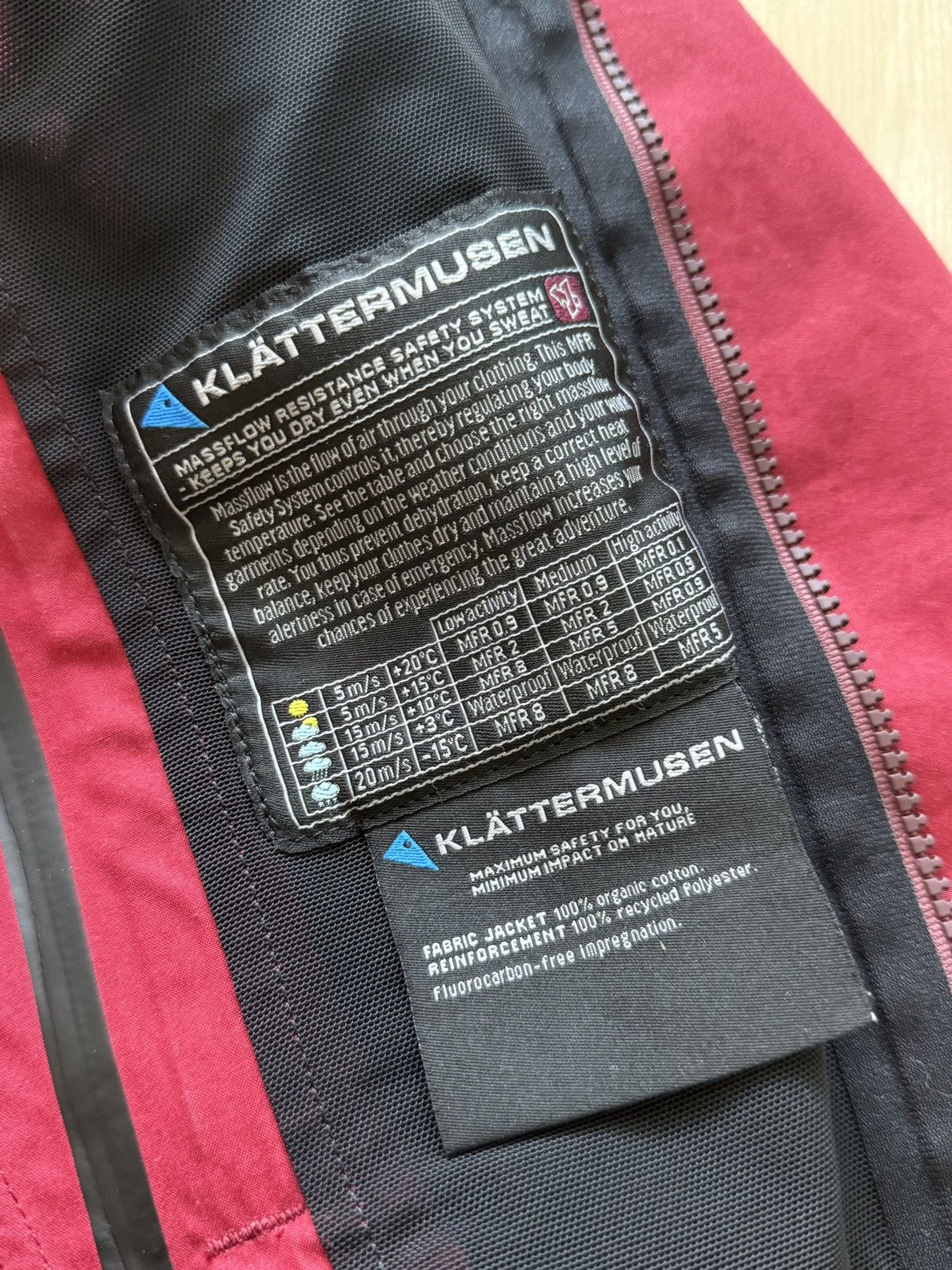 Klattermusen Klattermusen Einride eta proof outdoor jacket Size M / US 6-8 / IT 42-44 - 12 Thumbnail