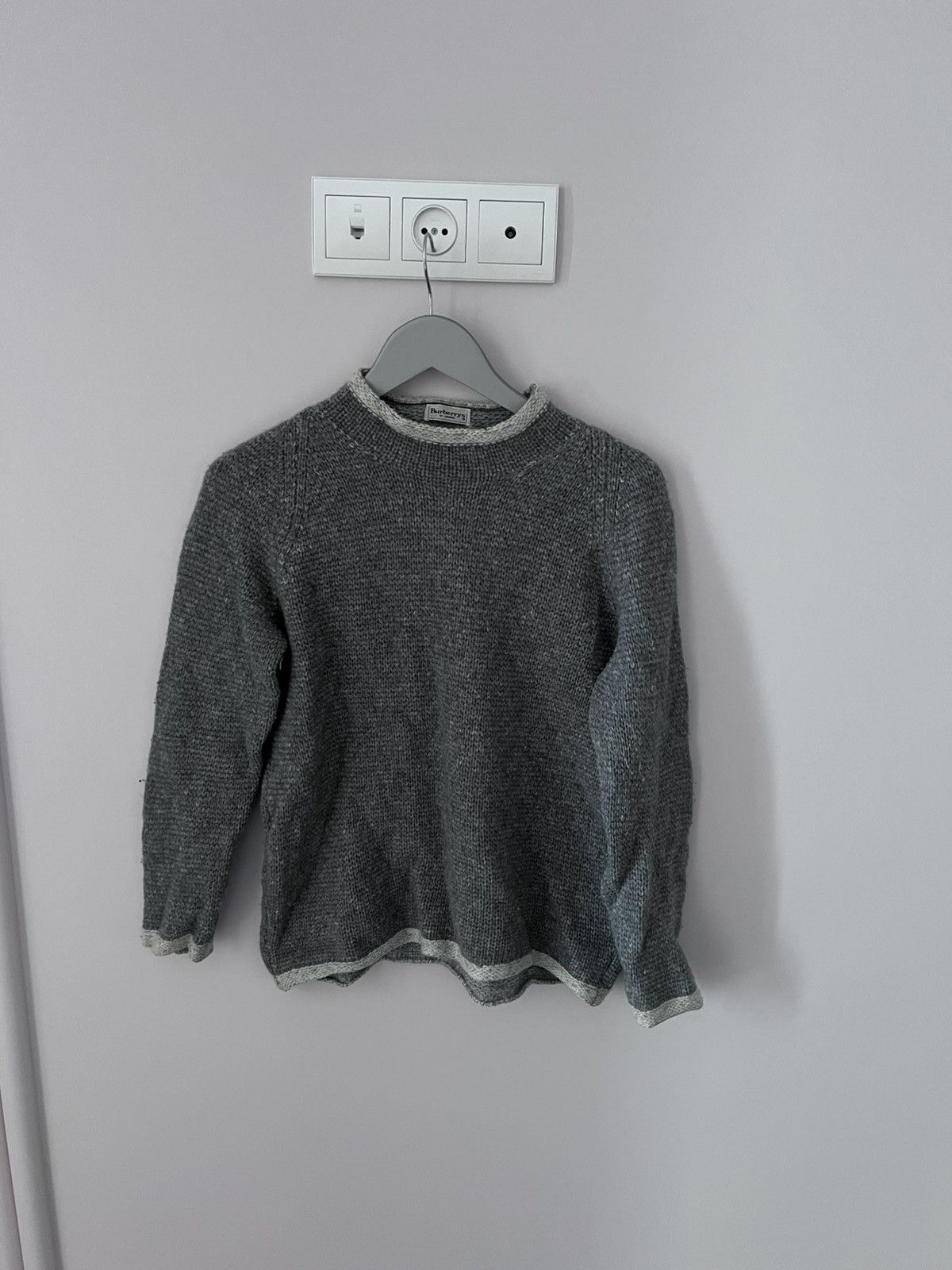 Burberry VERY RARE wool burberrys sweater Size US M / EU 48-50 / 2 - 1 Thumbnail