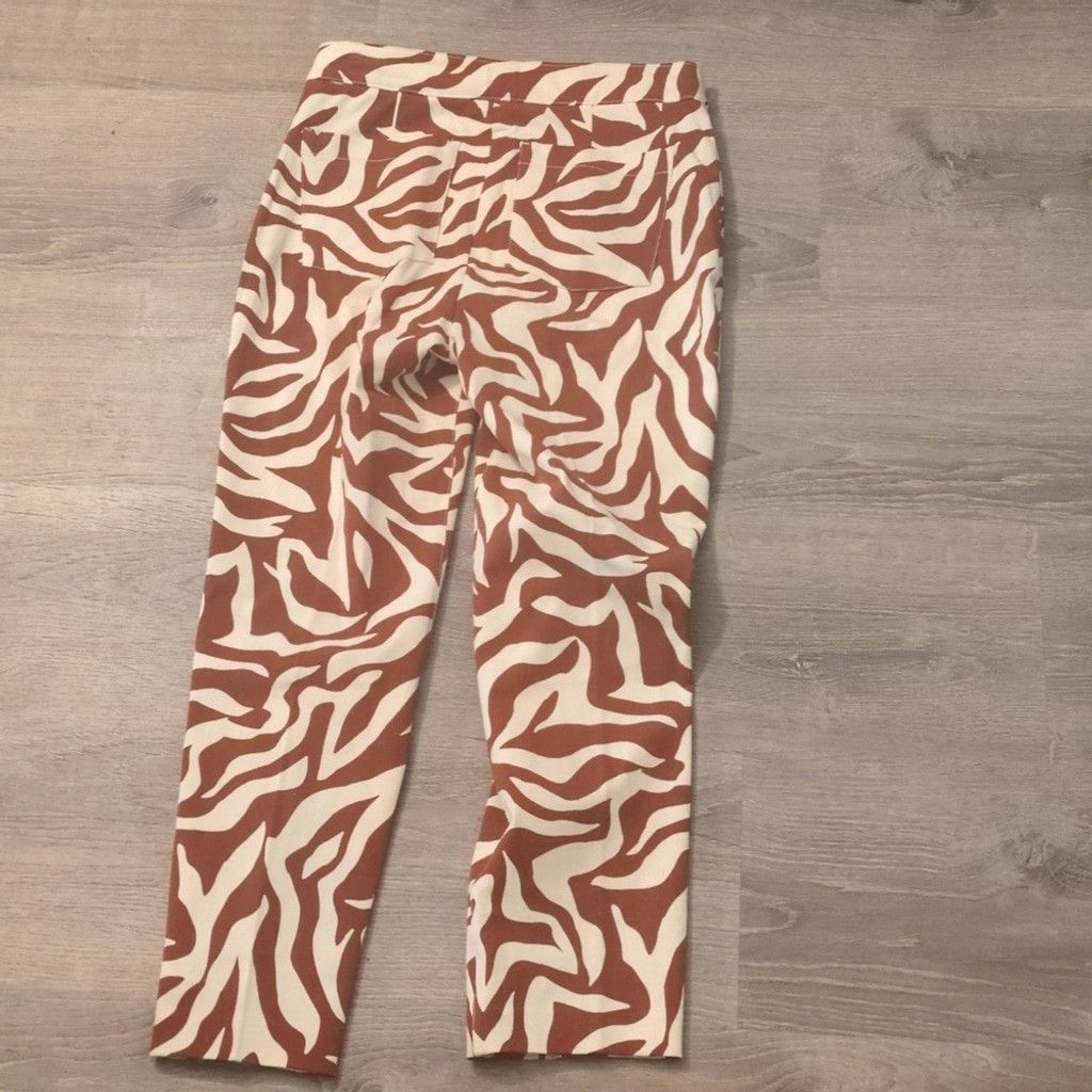 Spanx Spanx crazy zebra pull on pants size medium Size 31" - 6 Thumbnail