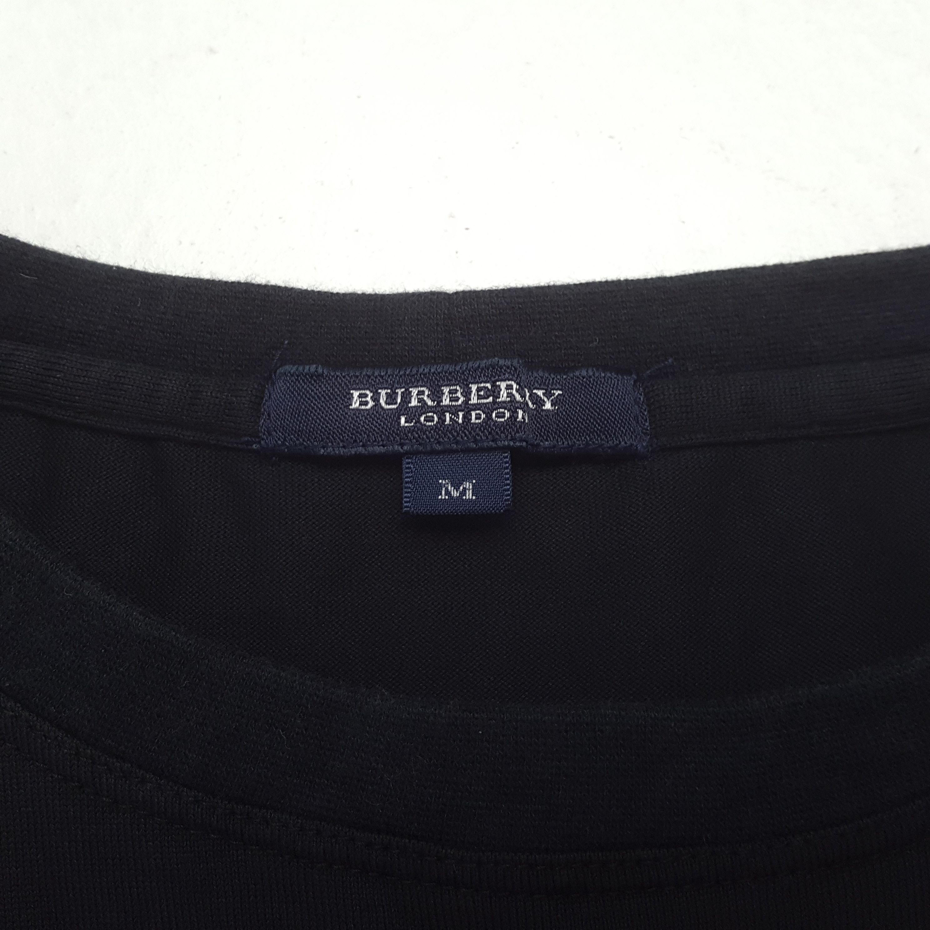 Burberry Vintage Burberry London Fashion Brand T-Shirt C312N65 Size US L / EU 52-54 / 3 - 4 Thumbnail