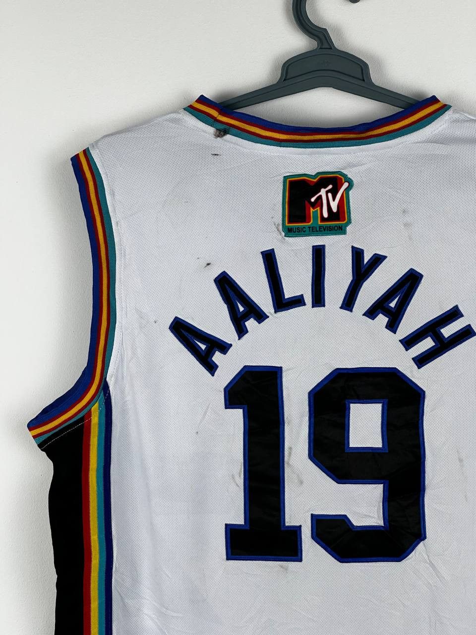 Mtv × NBA × Vintage Vintage 90s Bricklayers Aaliyah 19 Promo Jersey Basketball Size US L / EU 52-54 / 3 - 8 Thumbnail