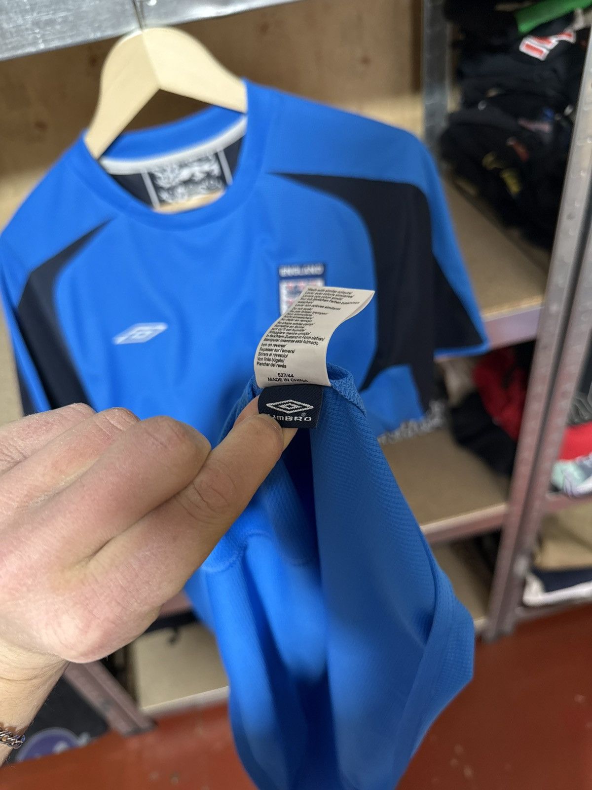 Umbro × Vintage Vintage Umbro England 2004 2005 2006 Training Soccer Jersey Size US XL / EU 56 / 4 - 8 Thumbnail