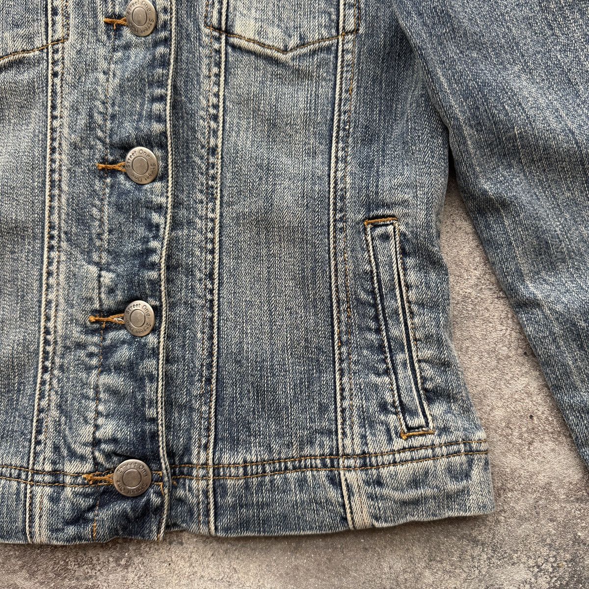 Hysteric Glamour Japanese Style Y2K Grunge Washed Denim Faux Fur Denim Jacket Size S / US 4 / IT 40 - 7 Thumbnail