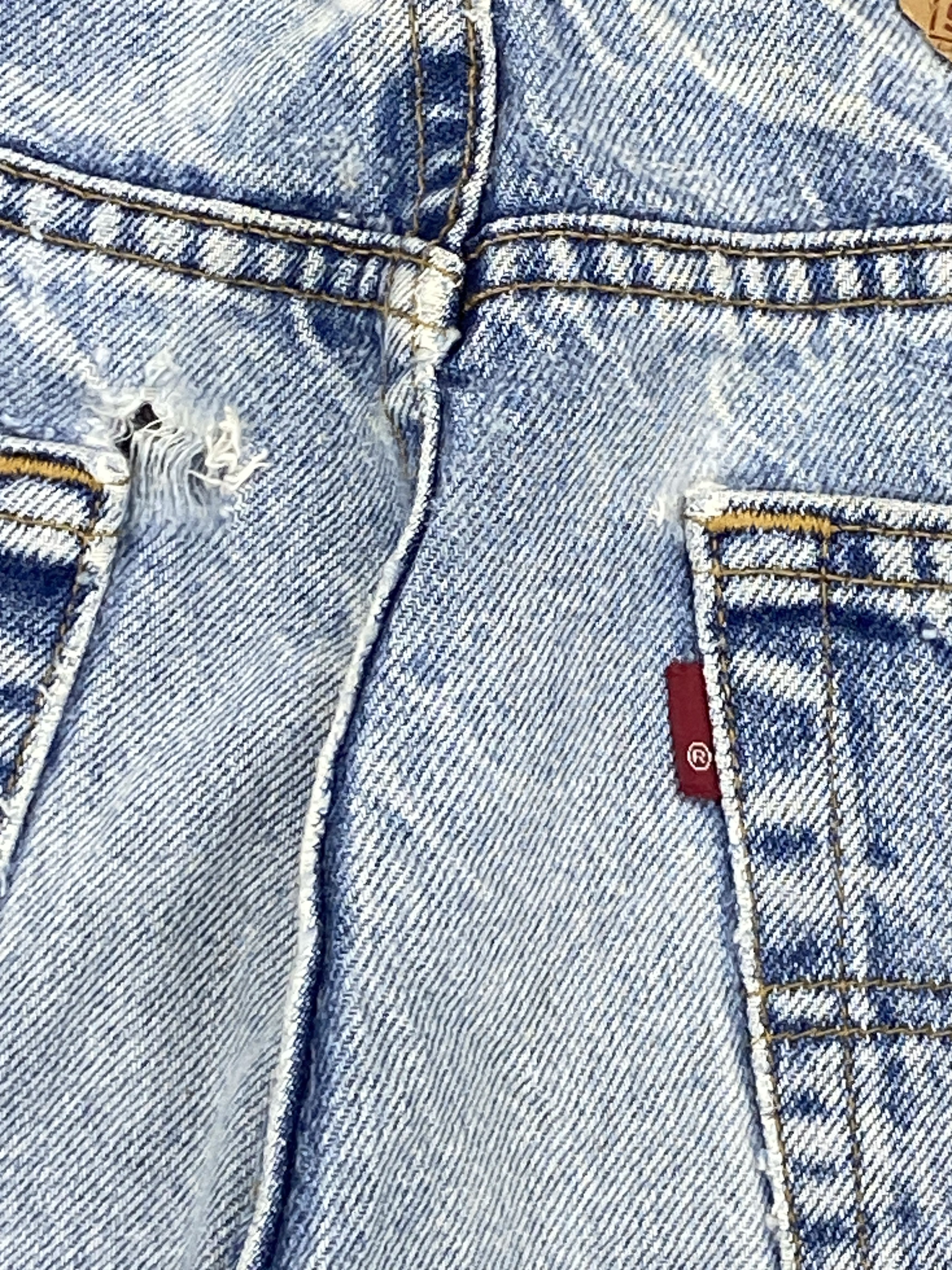 Levi's Vintage 90s Levis 505 Light Washed Jeans DP2674 Size US 31 - 8 Thumbnail