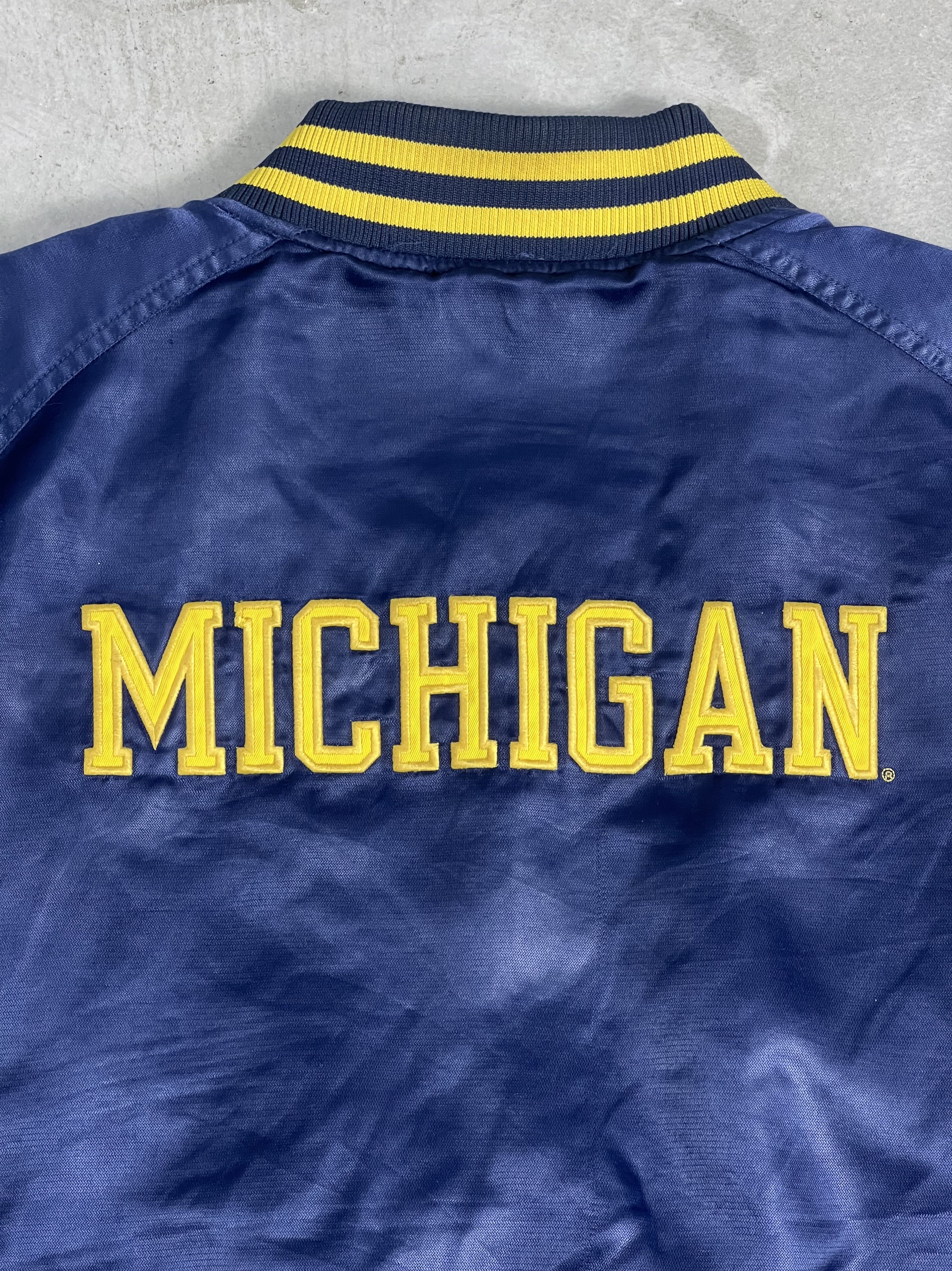 Nike Vintage Nike NCAA Michigan Wolverines Bomber (XL) JK268 Size US XL / EU 56 / 4 - 3 Thumbnail