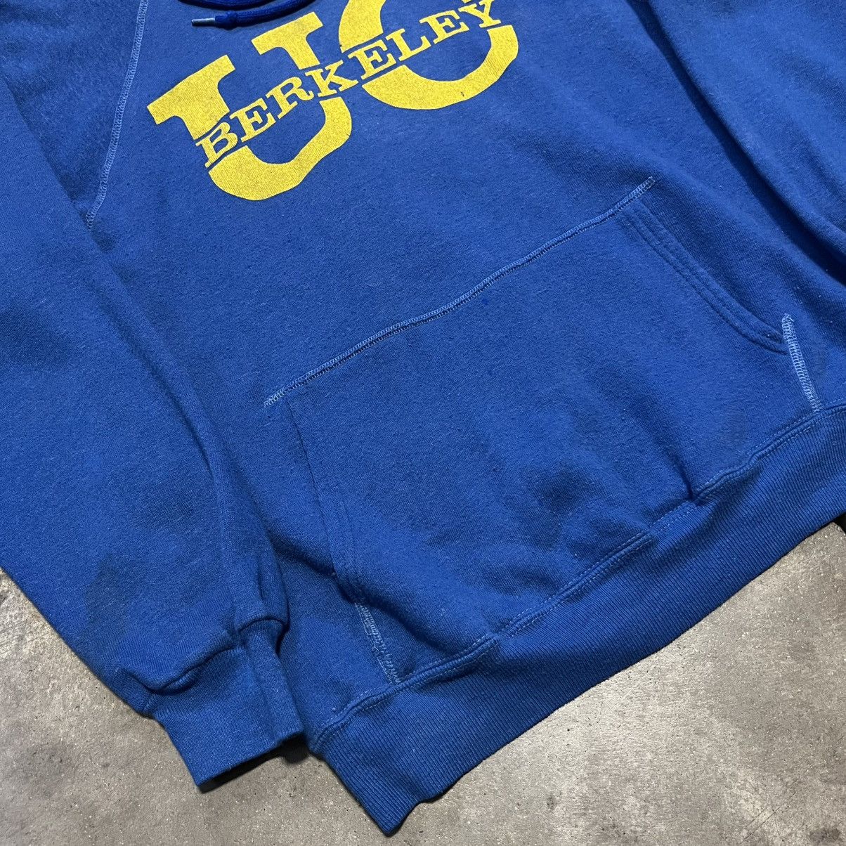 Vintage Vintage 80s UC Berkeley Hoodie Sweatshirt College Raglan USA Size US S / EU 44-46 / 1 - 7 Thumbnail