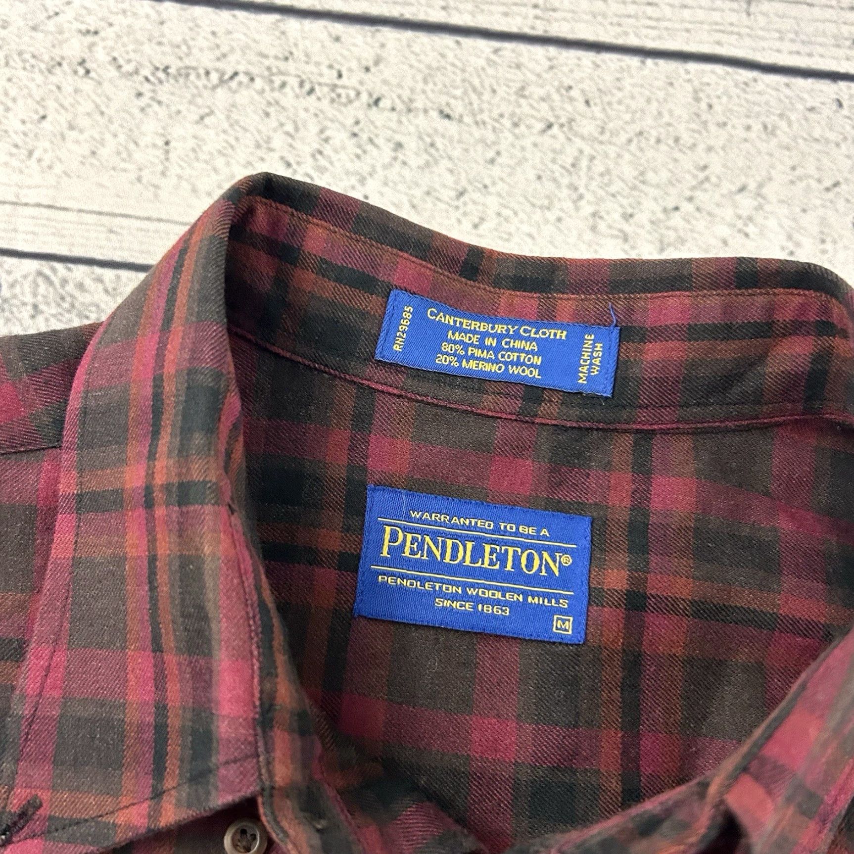 Pendleton Pendleton Canteruery Cloth Long Sleeve Plaid Button Shirt Men's Medium Maroon Red Cotton Size US M / EU 48-50 / 2 - 2 Thumbnail