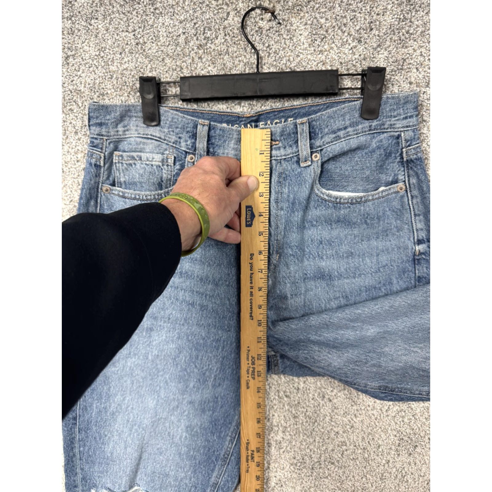 American Eagle Outfitters American Eagle Outfitters Jeans Womens 8 Blue Relaxed Mom High Rise Distressed Size 30" / US 8 / IT 44 - 5 Thumbnail