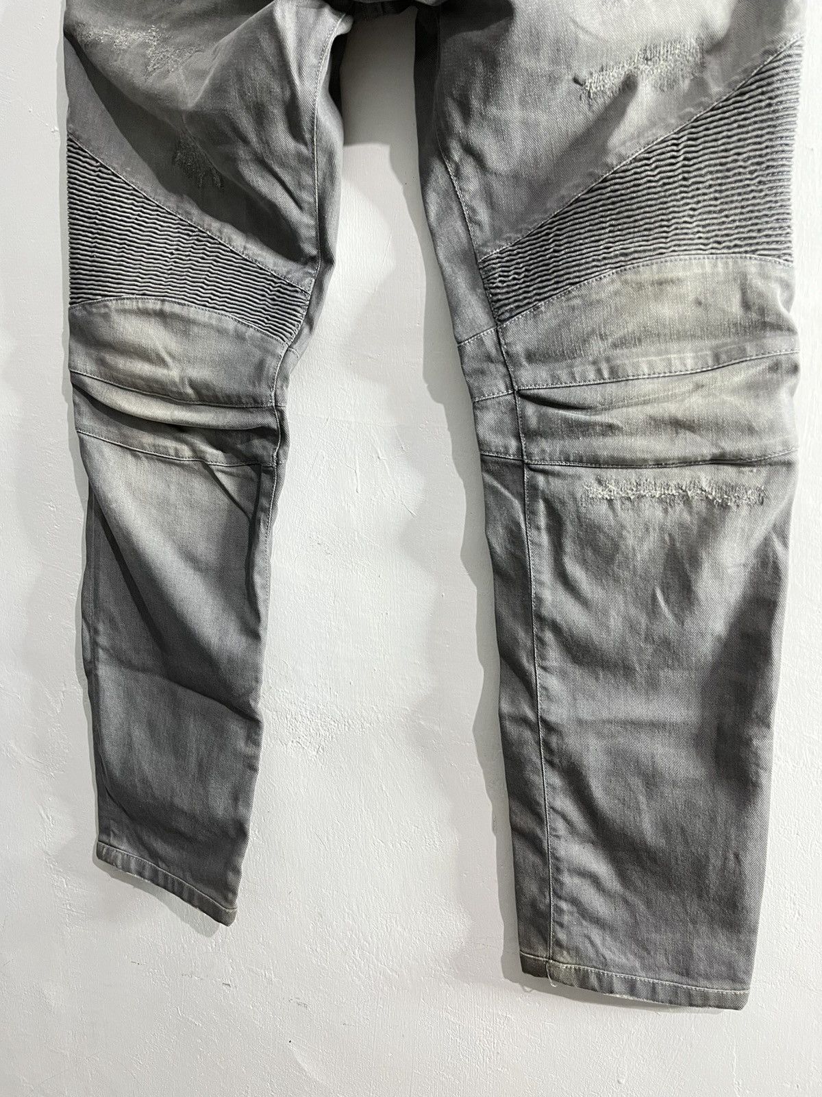 Balmain Christophe decarnin distressed gray biker jeans Size US 28 / EU 44 - 5 Thumbnail