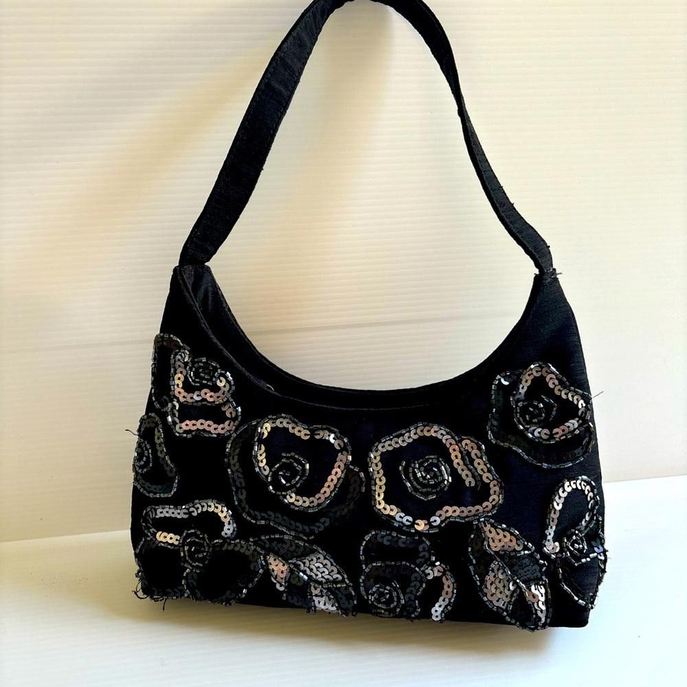 Designer Vintage y2k beaded mini purse with flowers Size ONE SIZE - 1 Thumbnail