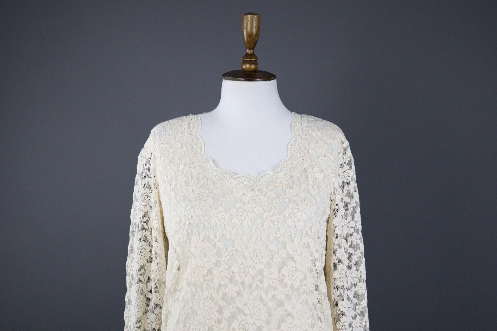 Designer Marc Cain White Floral Embroidered Pullover Shirt Size L Size L / US 10 / IT 46 - 2 Thumbnail