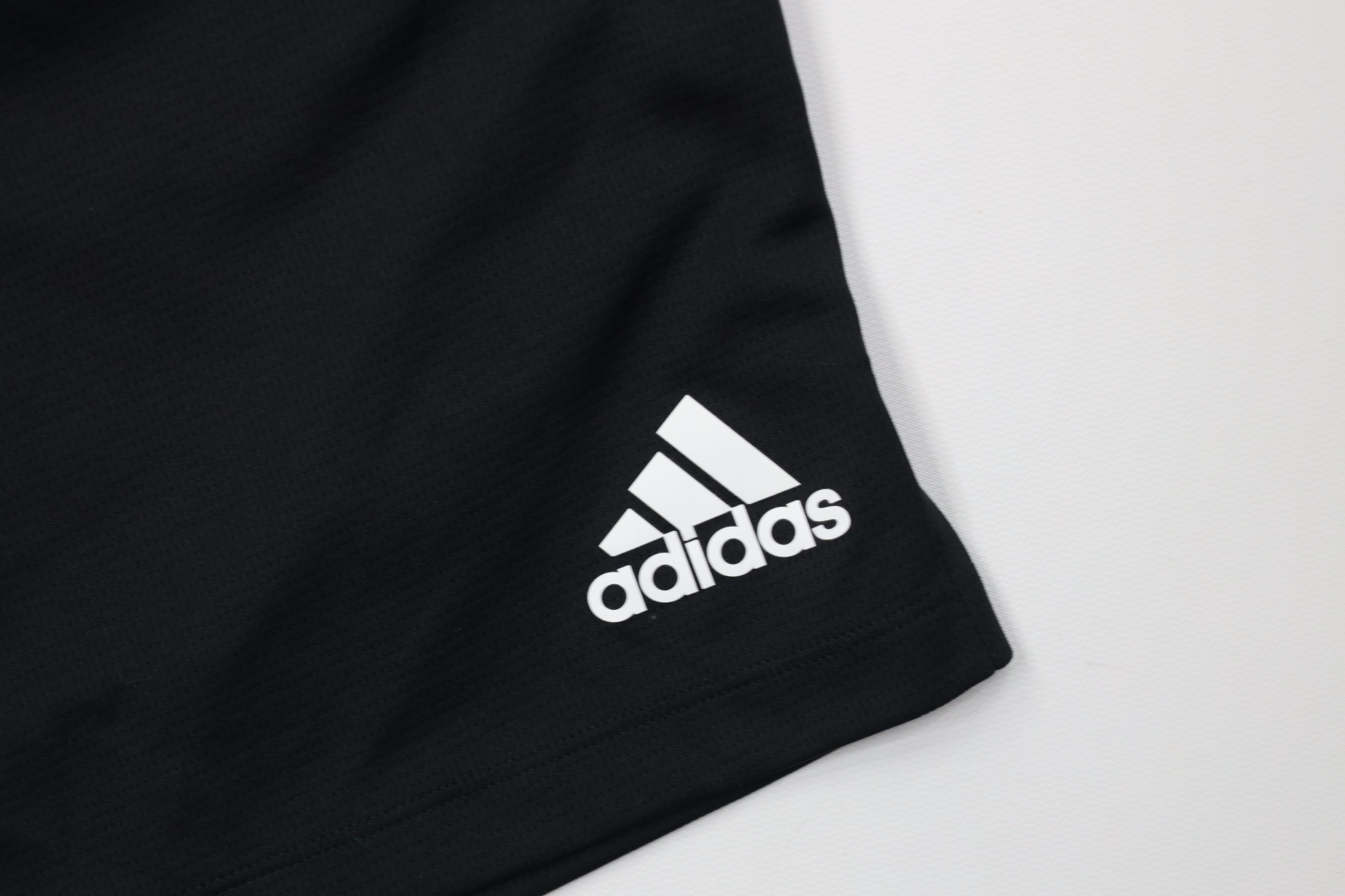 Adidas Y2K Adidas Running Jogging Soccer Shorts Black Polyester Size US 36 / EU 52 - 5 Thumbnail