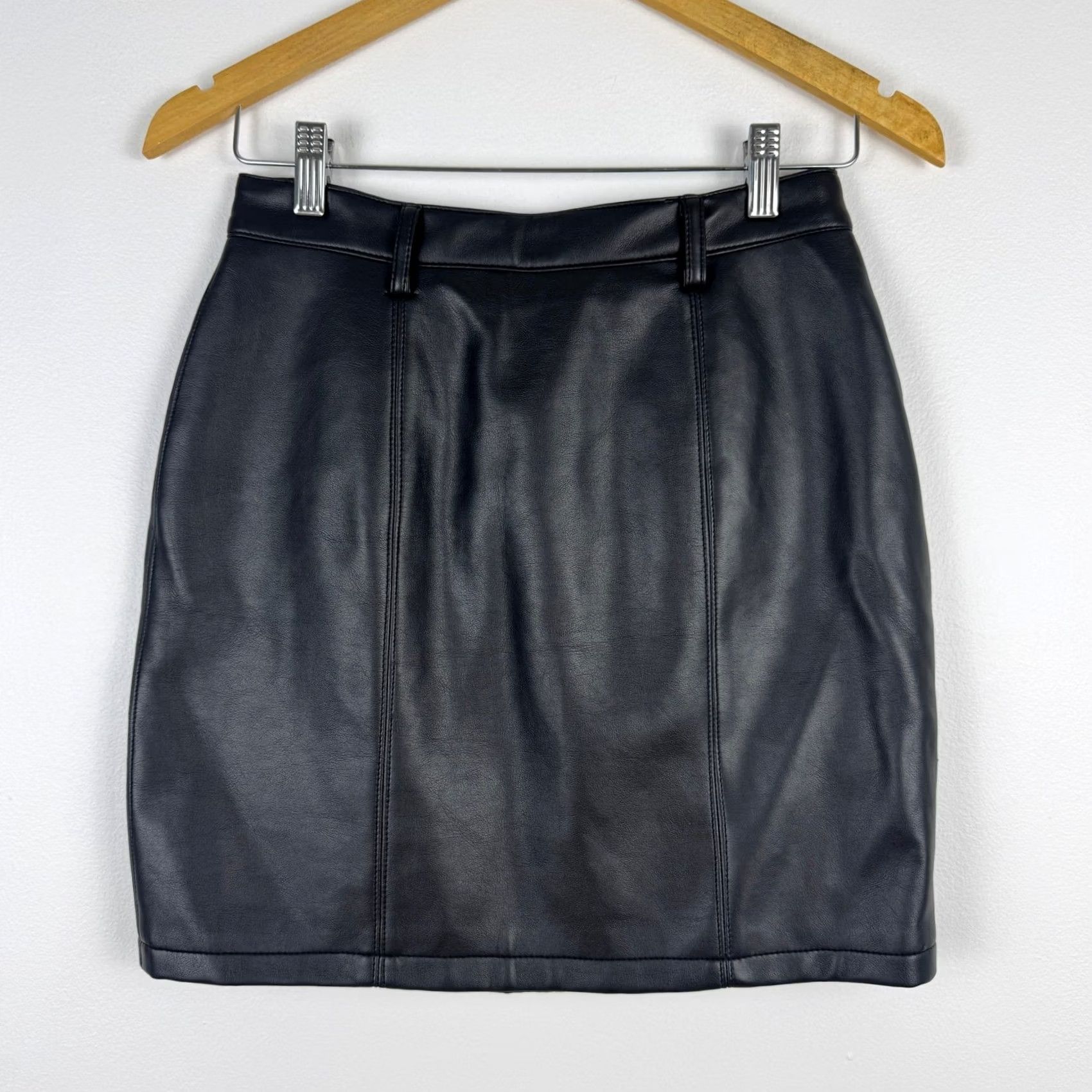 BB Dakota VINTAGE B B Dakota Mini Skirt Black Y2K Grunge Leather Zipper Size 27" / US 4 / IT 40 - 2 Thumbnail