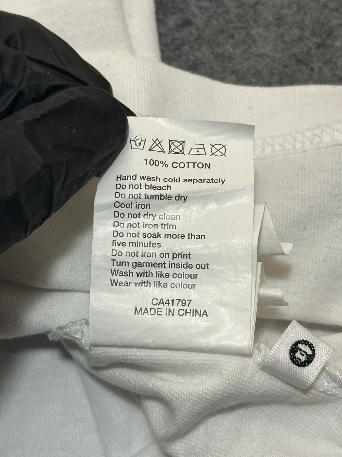 Aape AAPE by A Bathing Ape Moon Face Camo T-shirt in white. Size US M / EU 48-50 / 2 - 15 Thumbnail