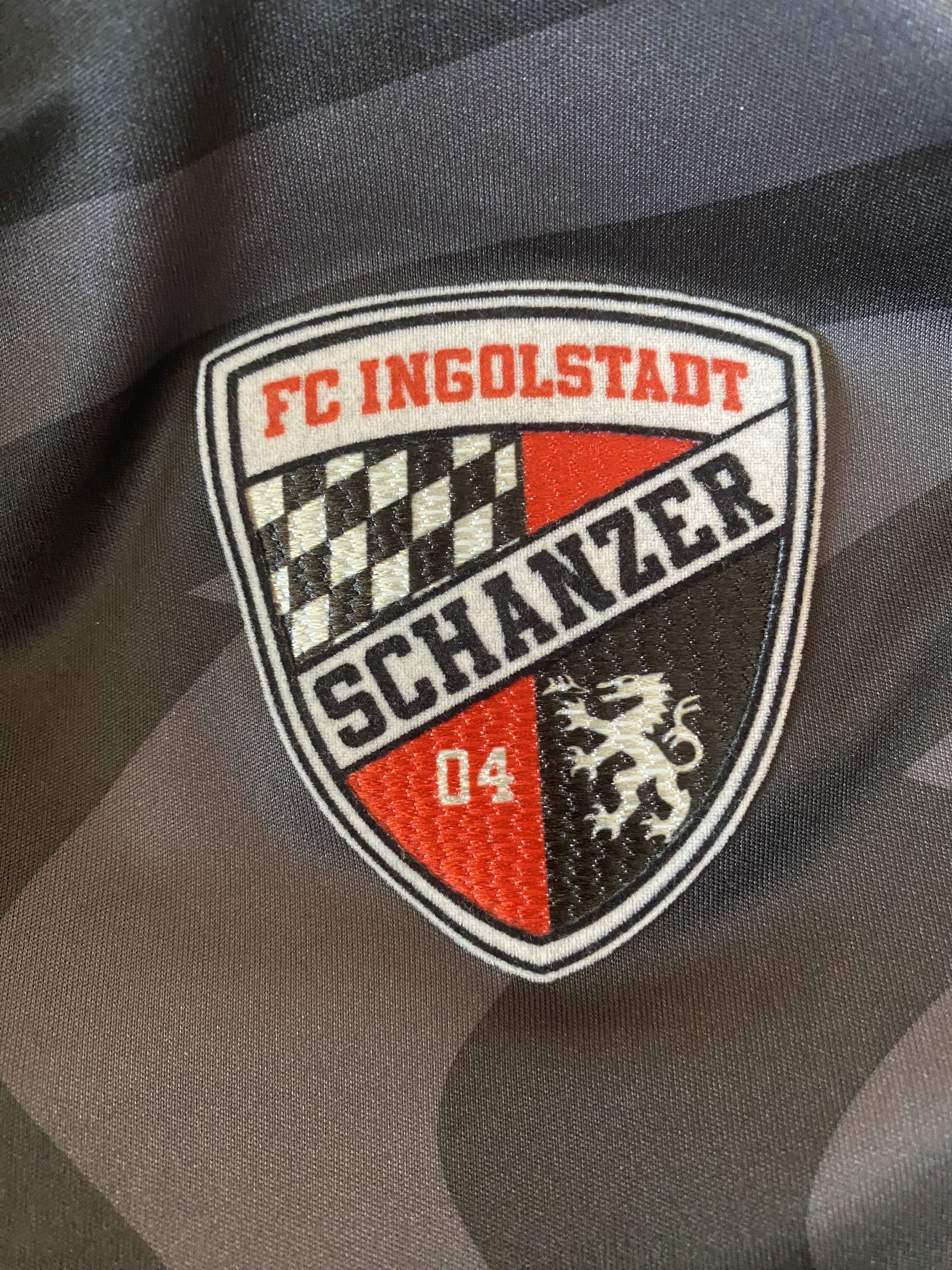 Puma FC INGOLSTADT - 2019 - 2020 - Puma - M - UNIQUE Size US M / EU 48-50 / 2 - 9 Thumbnail