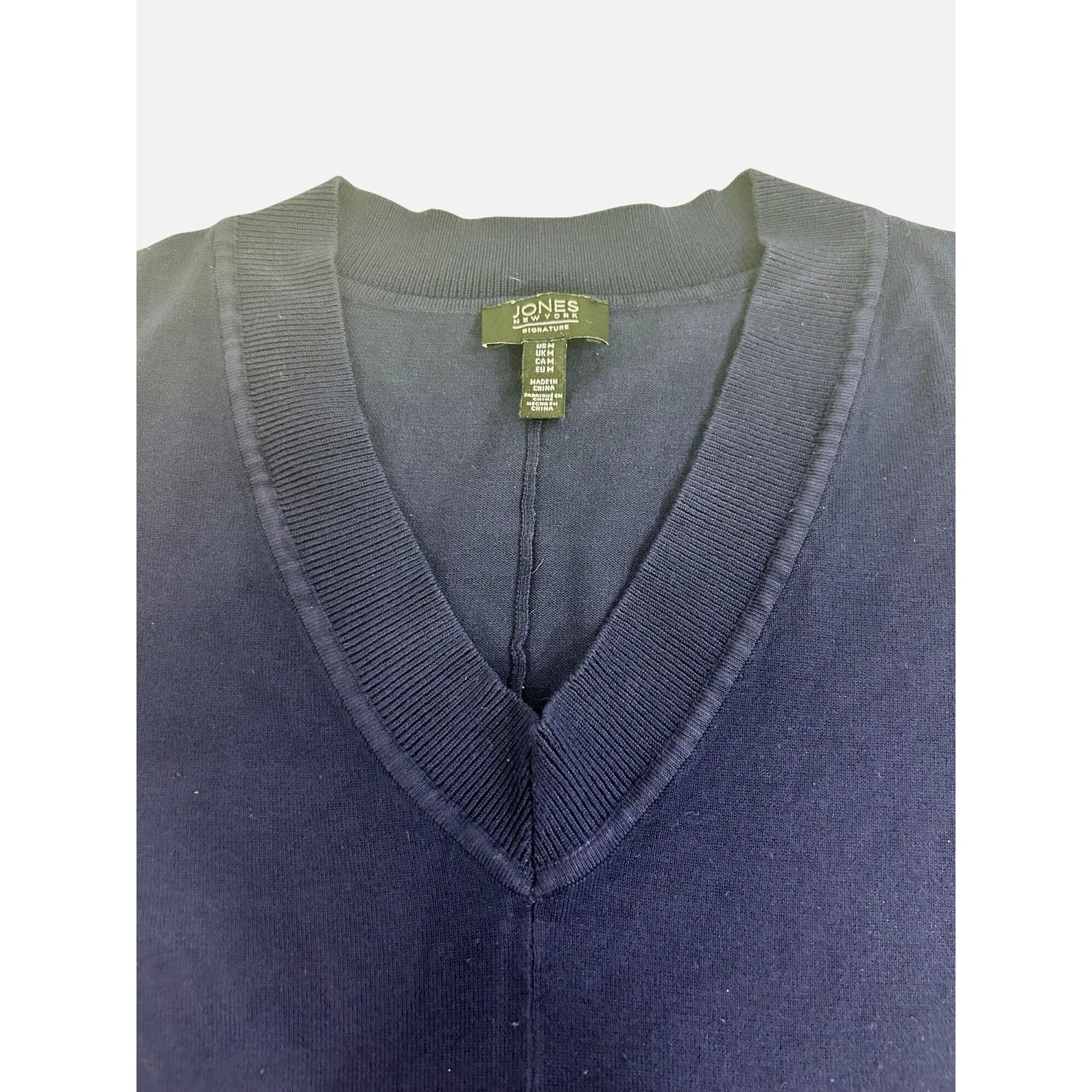 Jones New York Jones New York Signature Knit Top M Navy Blue Short Sleeve V Size M / US 6-8 / IT 42-44 - 9 Thumbnail