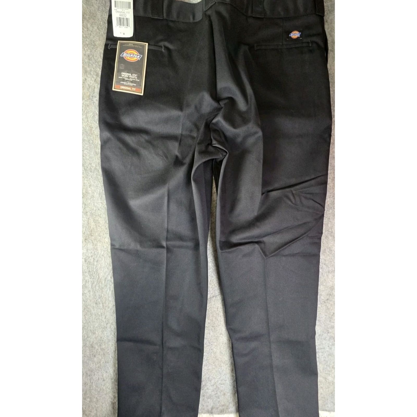 Dickies Dickies 874 Dickies Men’s Pants 874 Original Fit Black 44x32 Workwear NWT New Flat Front Belt Loops Inseam 32 Mens Pants Size US 44 / EU 60 - 3 Thumbnail