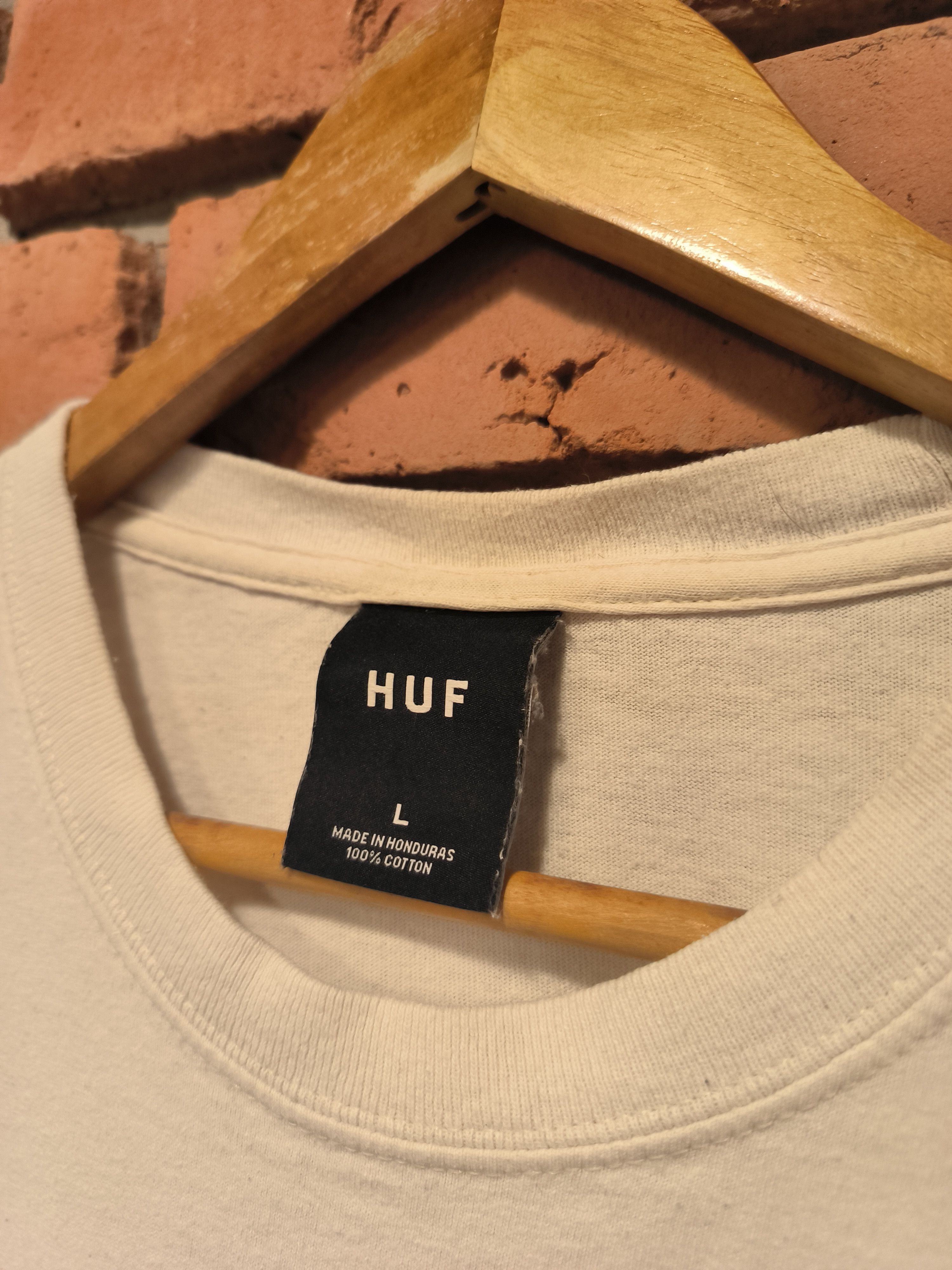 Huf HUF T-Shirt Logo Size US L / EU 52-54 / 3 - 5 Thumbnail