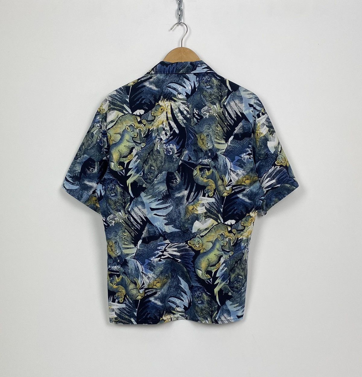 Vintage Vintage Hawaiian Short Sleeve Shirt top Floral lions animals Size US XL / EU 56 / 4 - 4 Thumbnail