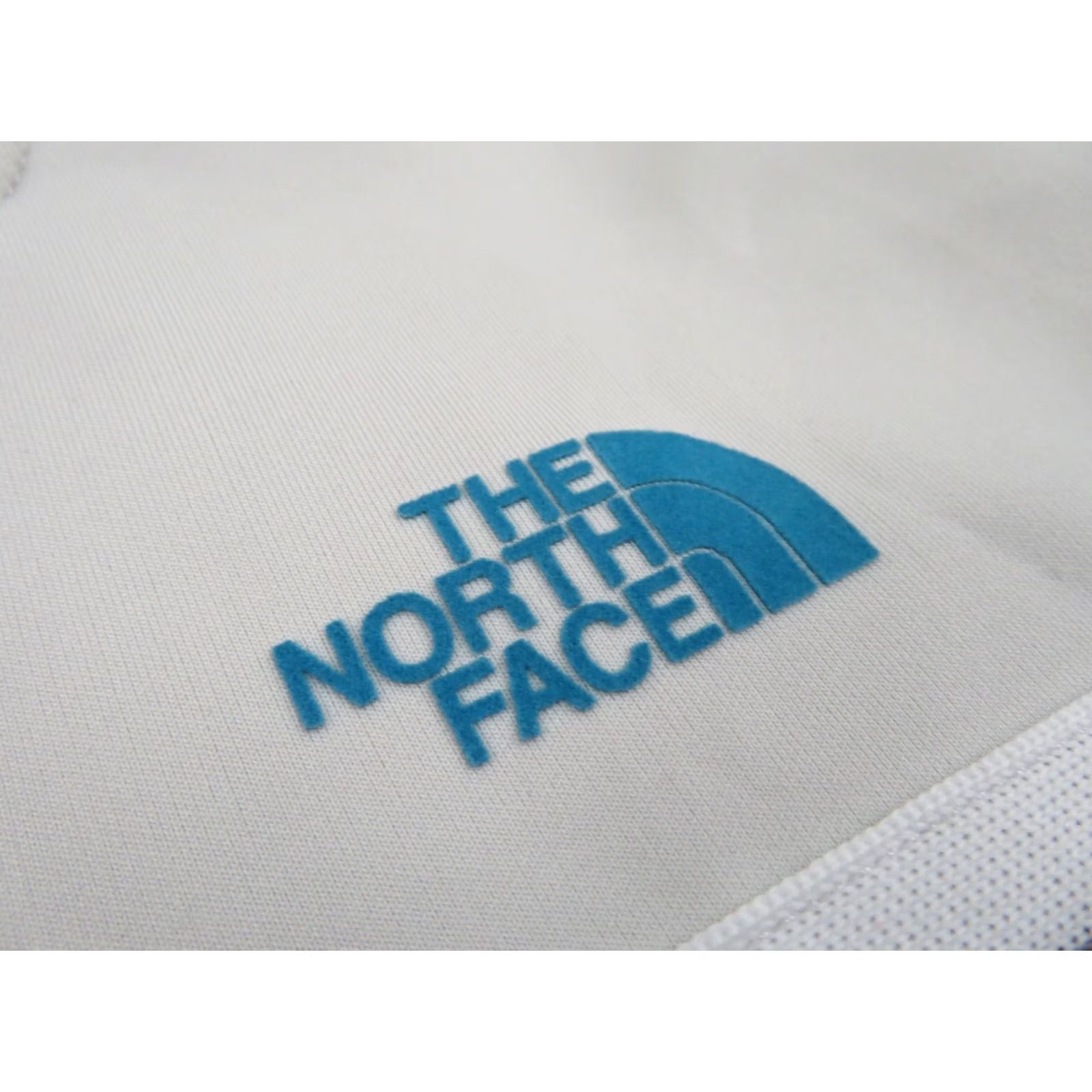 The North Face The North Face Jacket Womens M White Full Zip Striped All Seasons Logo Embroidered Windbreaker Fall Spring Summer Winter Casual Size M / US 6-8 / IT 42-44 - 3 Thumbnail